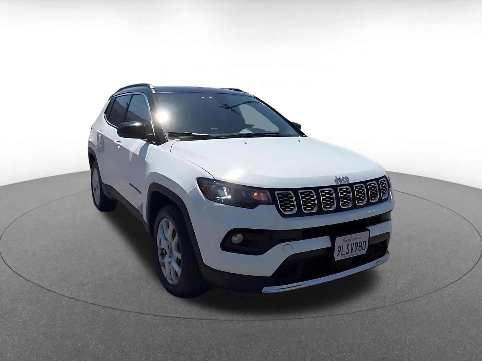Thumbnail: 2025 Jeep Compass - 3