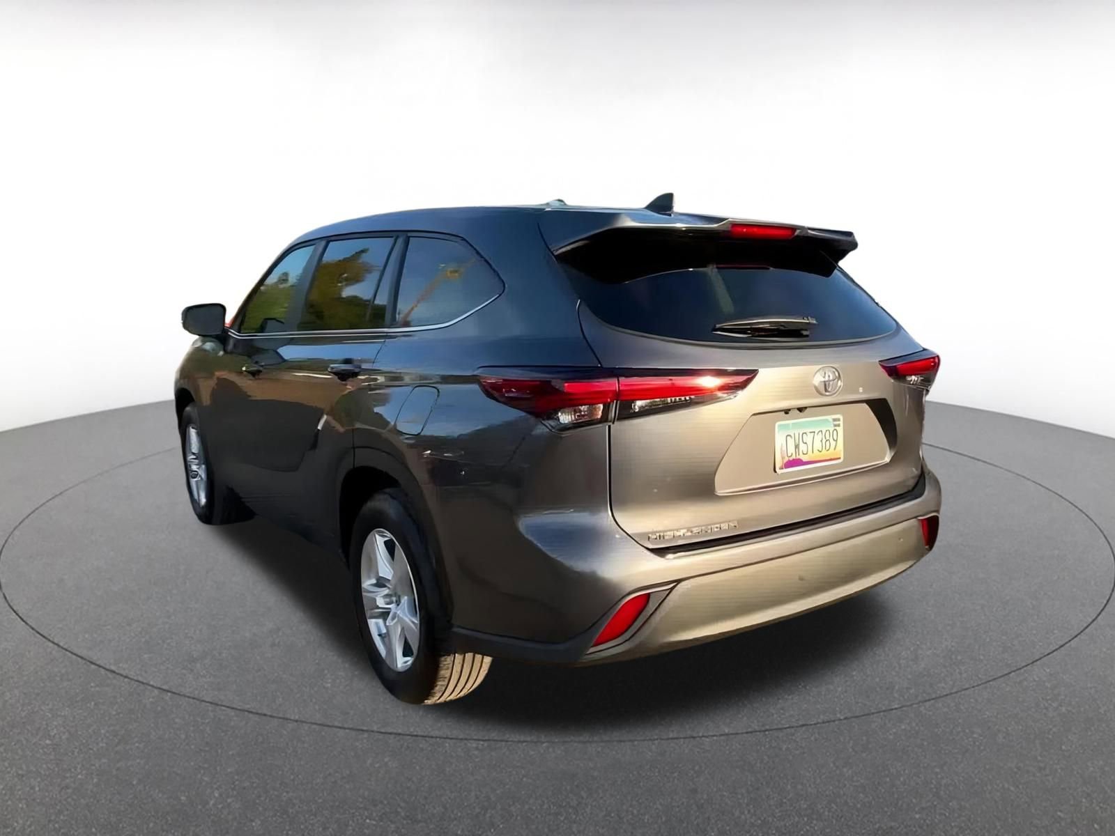 Thumbnail: 2025 Toyota Highlander - 11