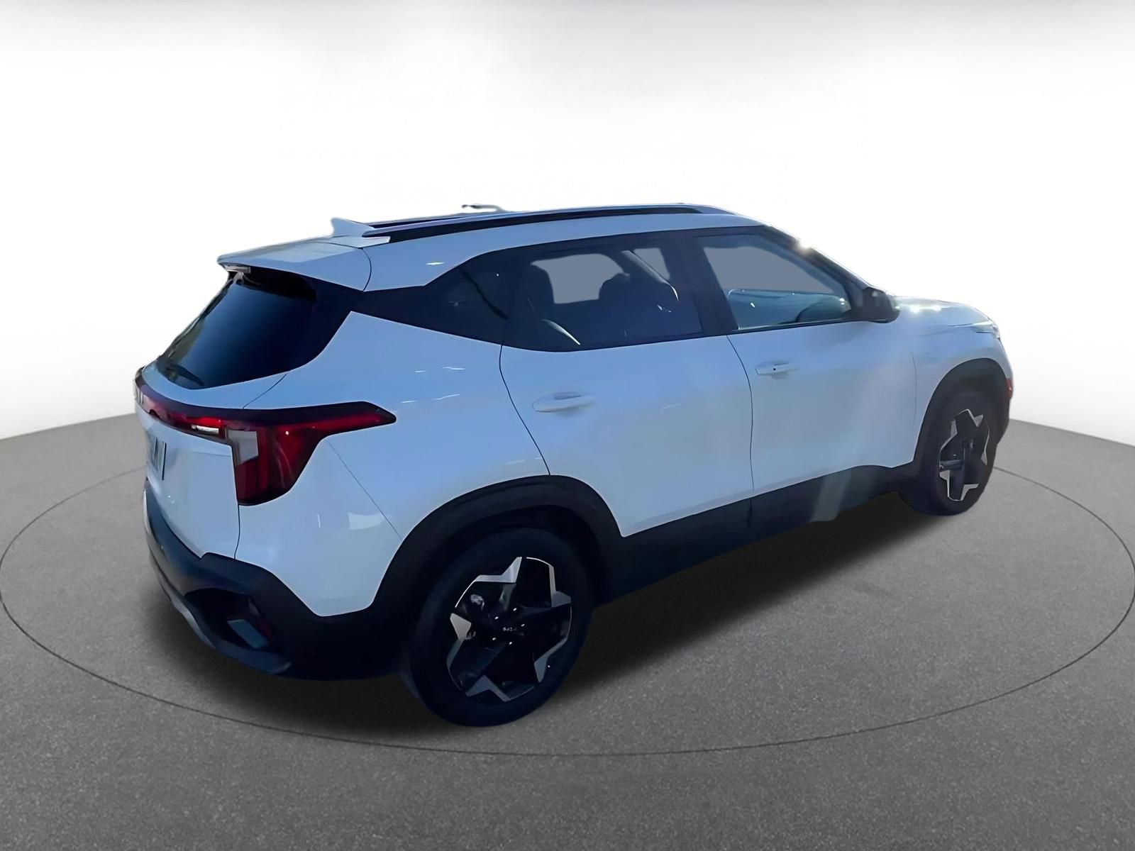 Thumbnail: 2025 Kia Seltos - 15