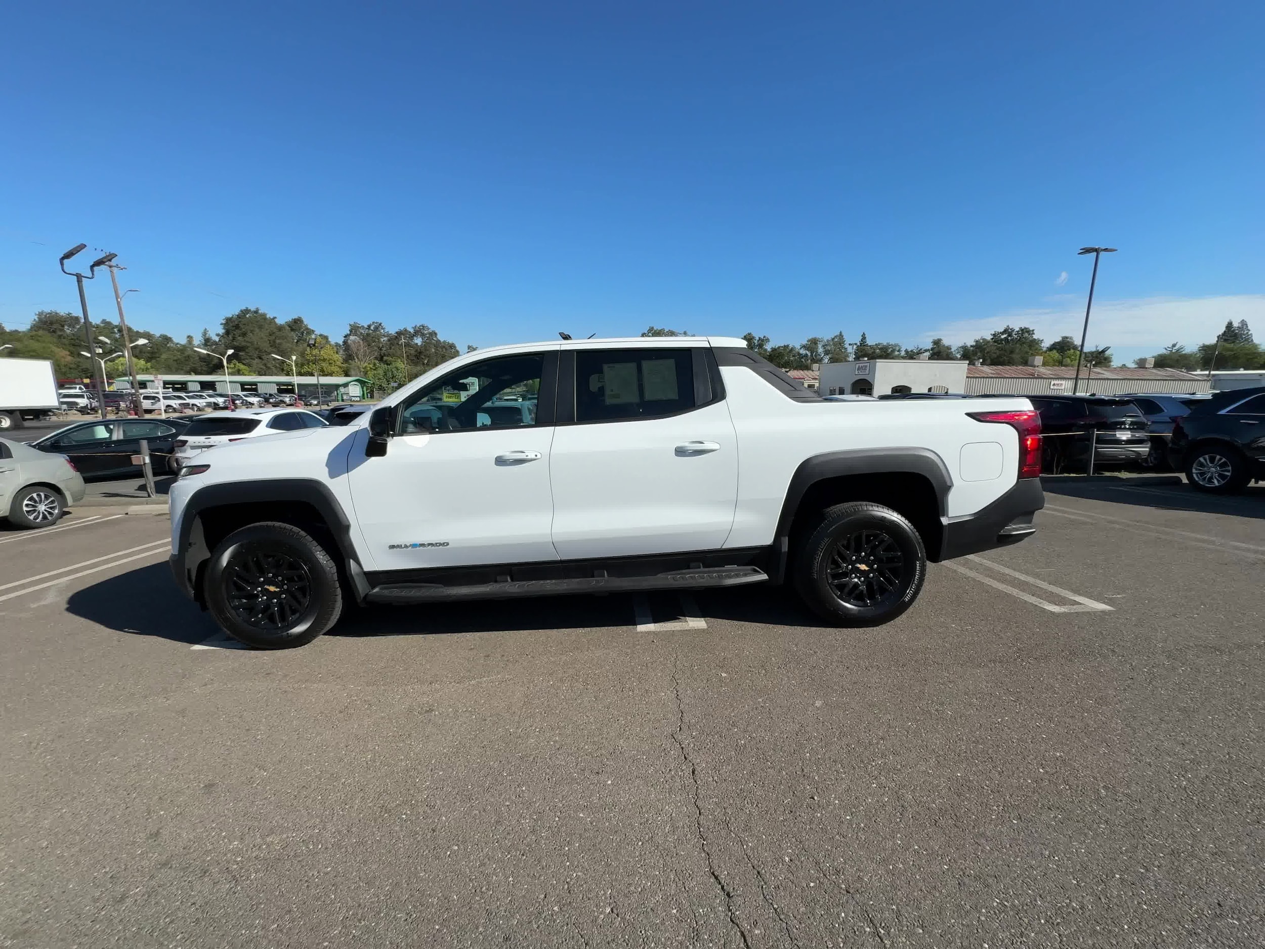 2024 Chevrolet Silverado EV Work Truck 12