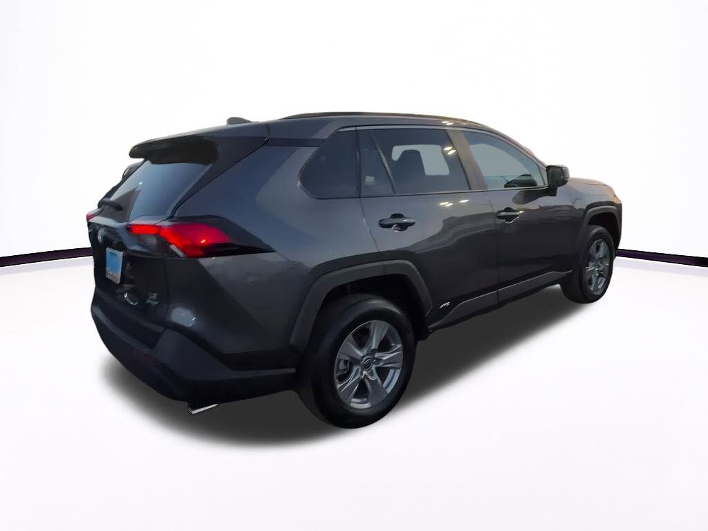 Thumbnail: 2025 Toyota RAV4 - 15