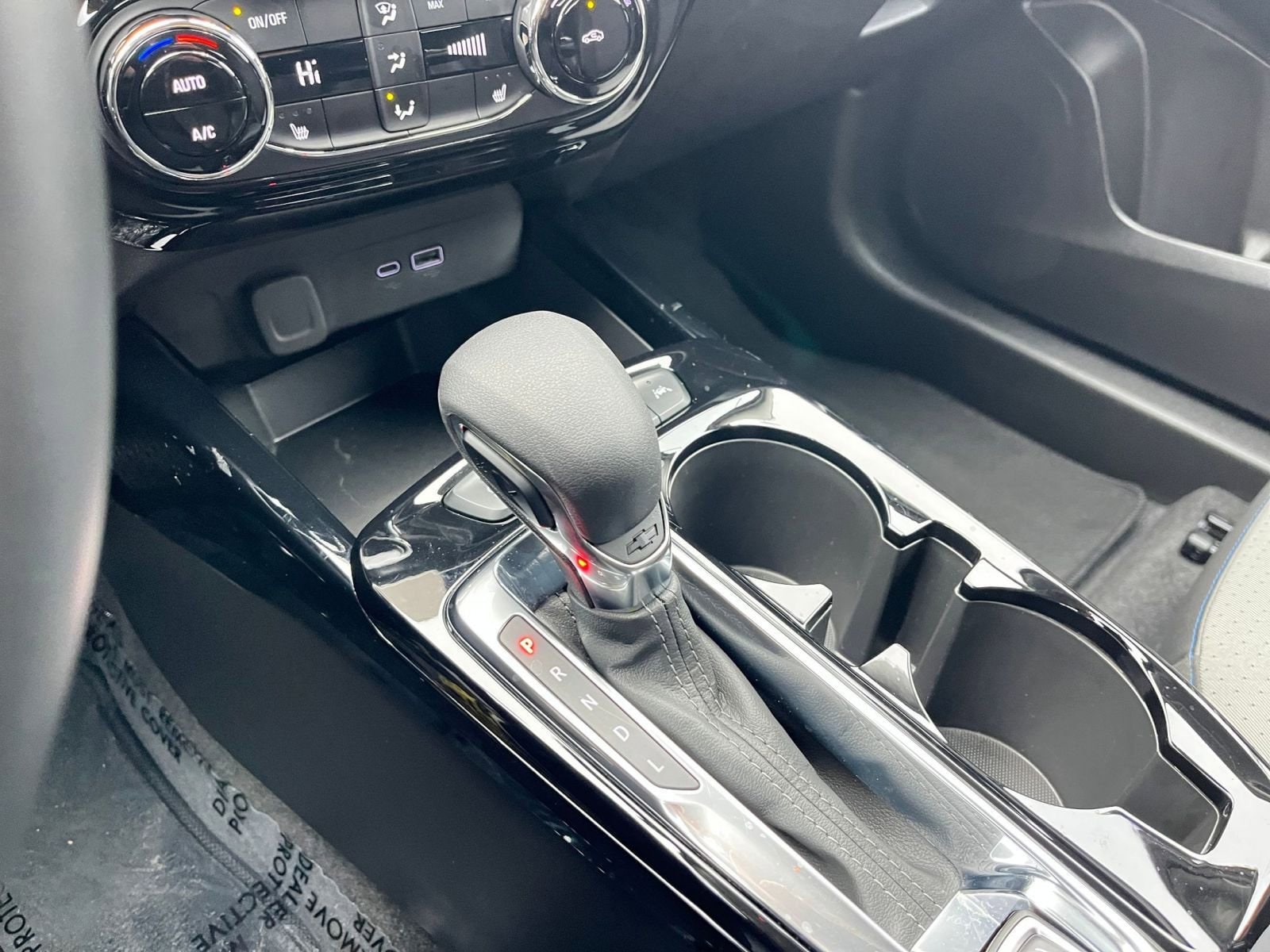 Thumbnail: 2025 Chevrolet Trax - 35