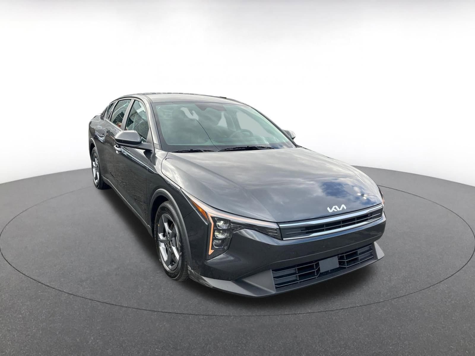 Thumbnail: 2025 Kia K4 - 1