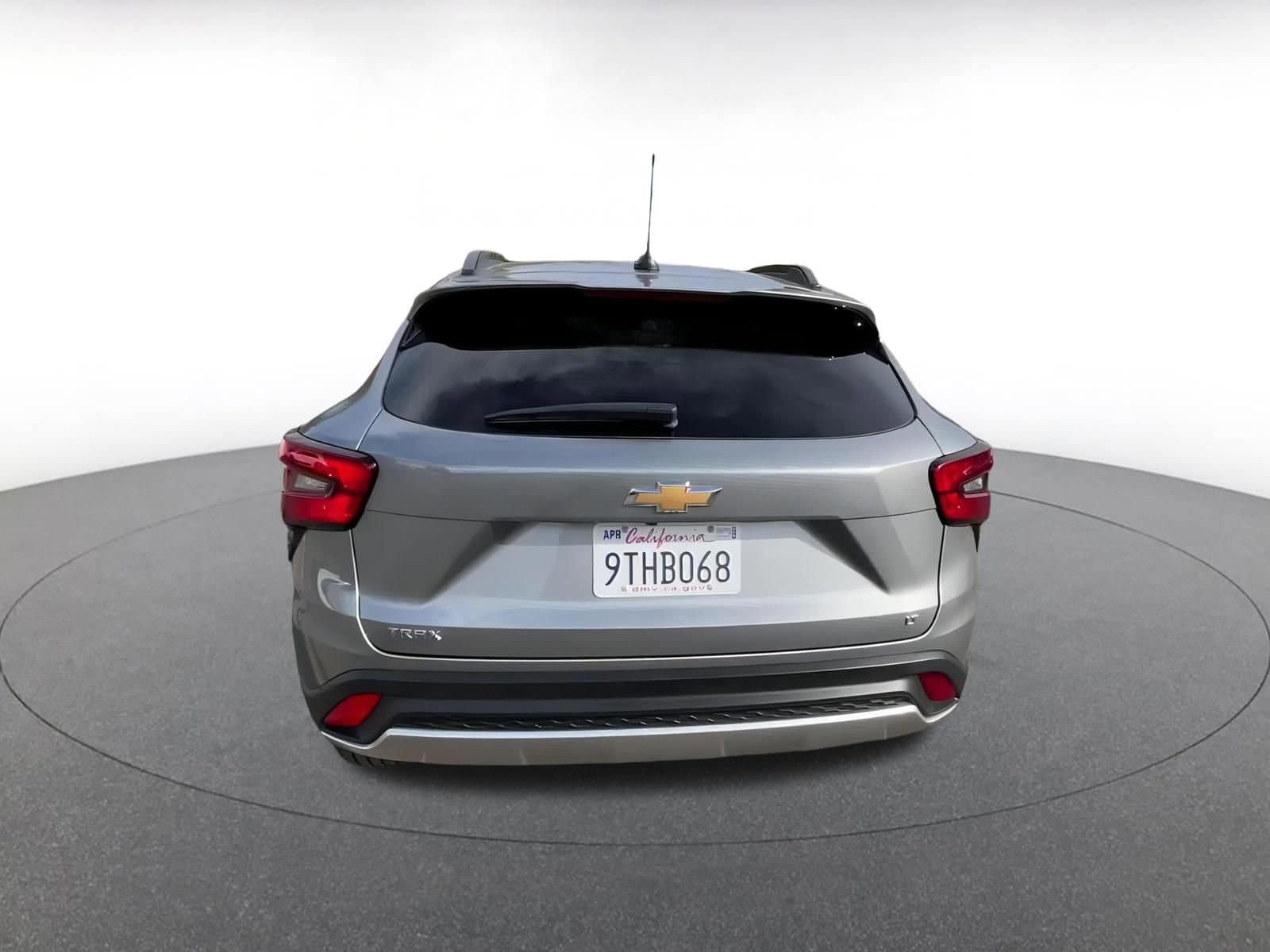 Thumbnail: 2025 Chevrolet Trax - 12