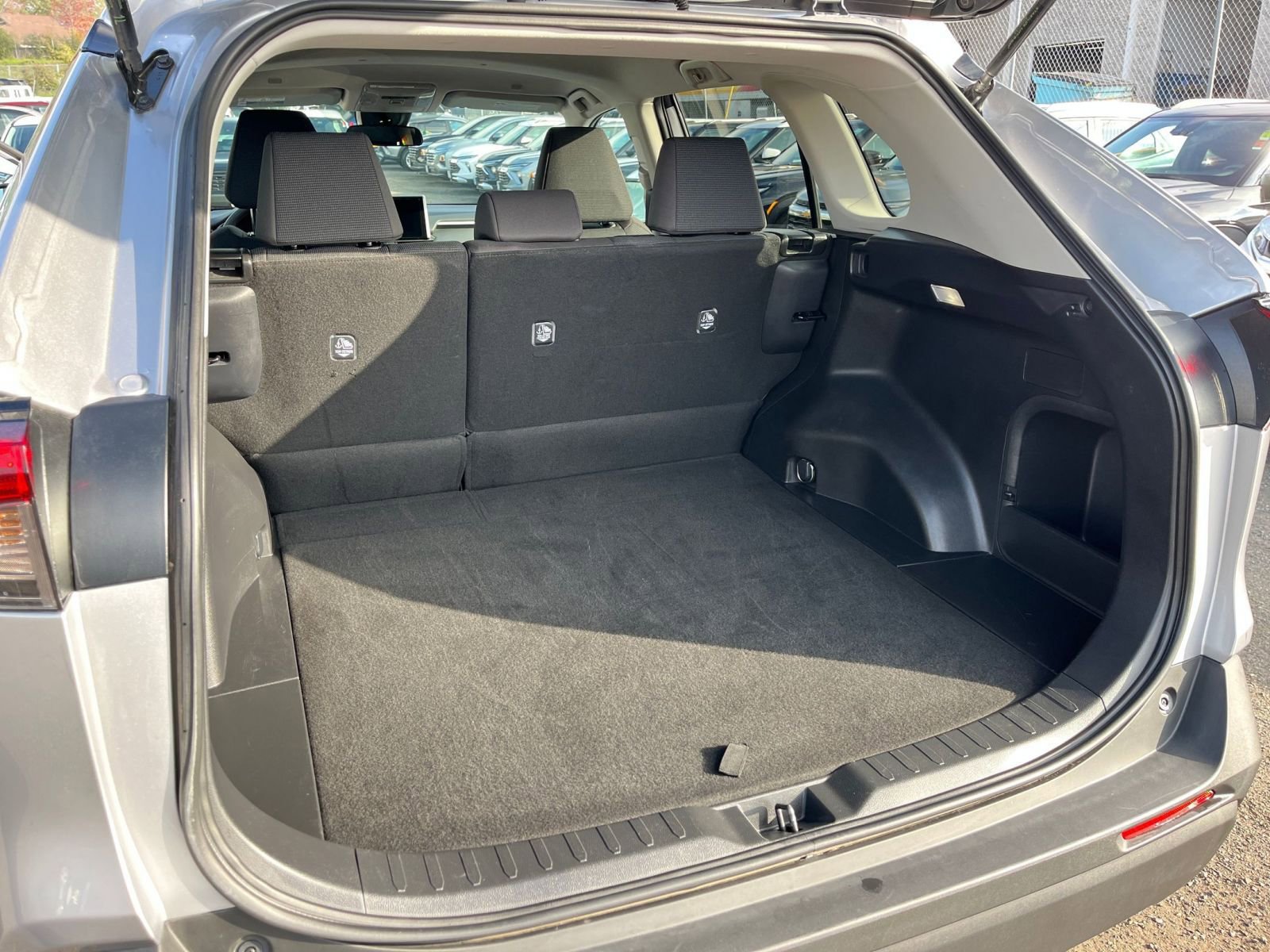 Thumbnail: 2025 Toyota RAV4 - 30