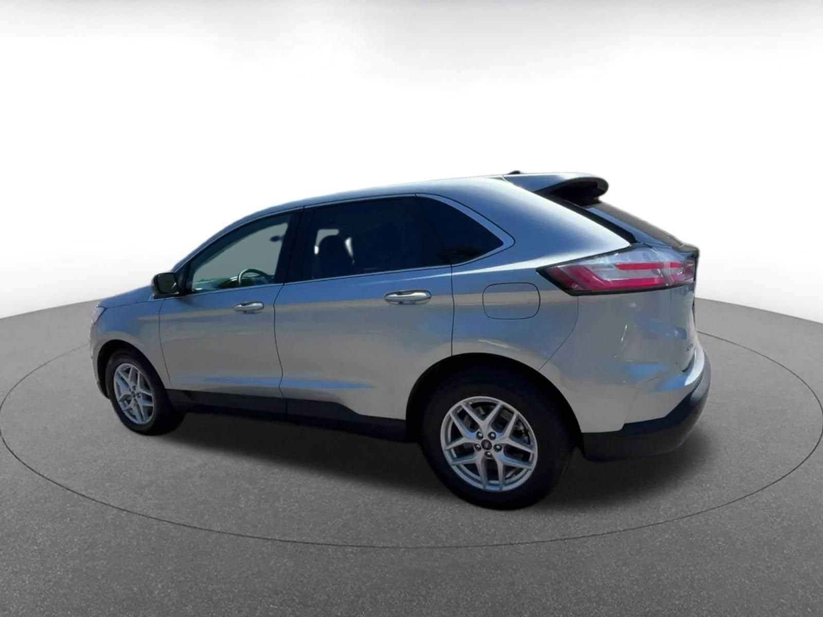 Thumbnail: 2024 Ford Edge - 10