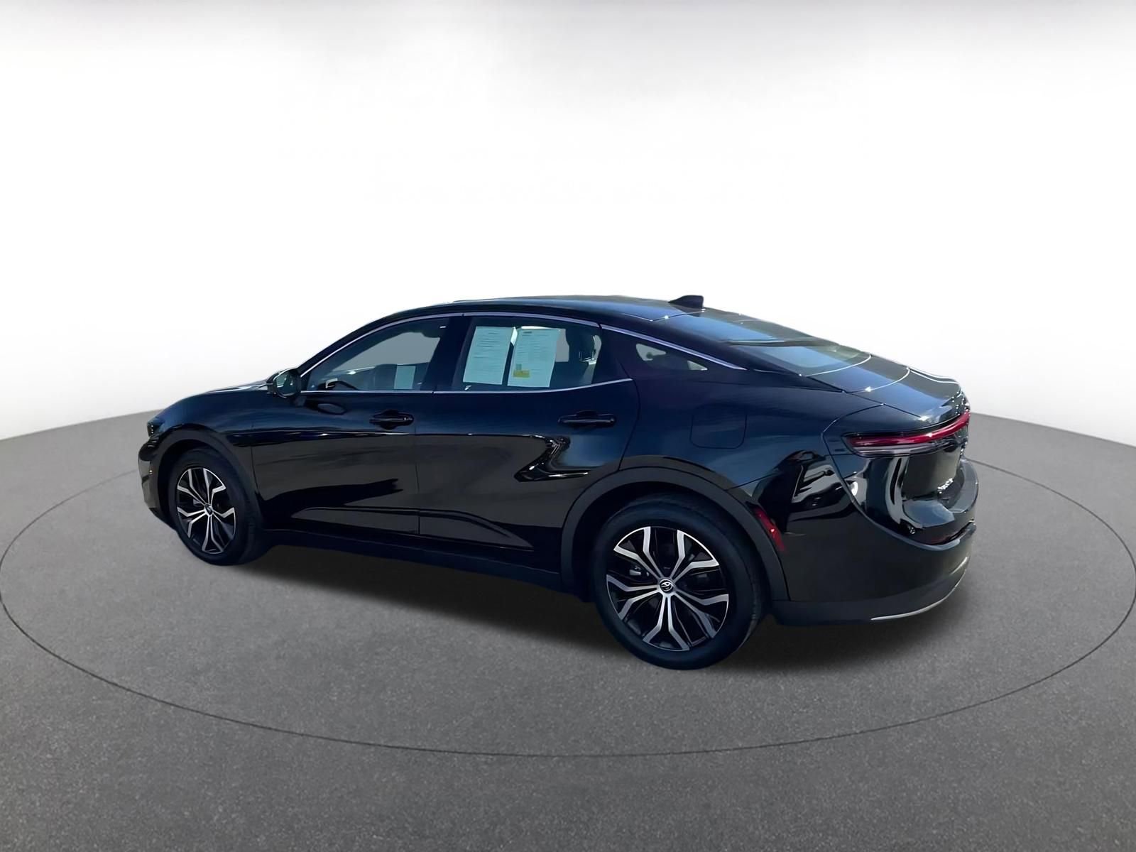 Thumbnail: 2025 Toyota Crown - 10