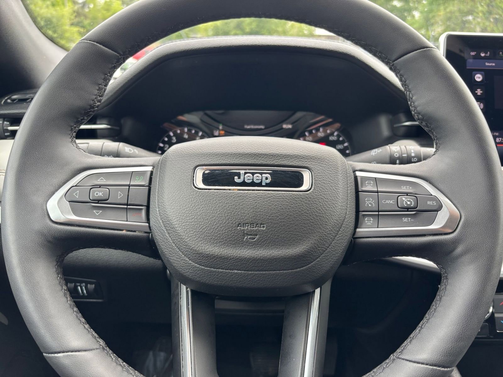 Thumbnail: 2025 Jeep Compass - 29