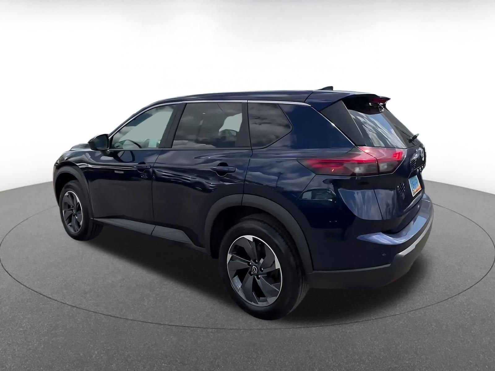 Thumbnail: 2025 Nissan Rogue - 10