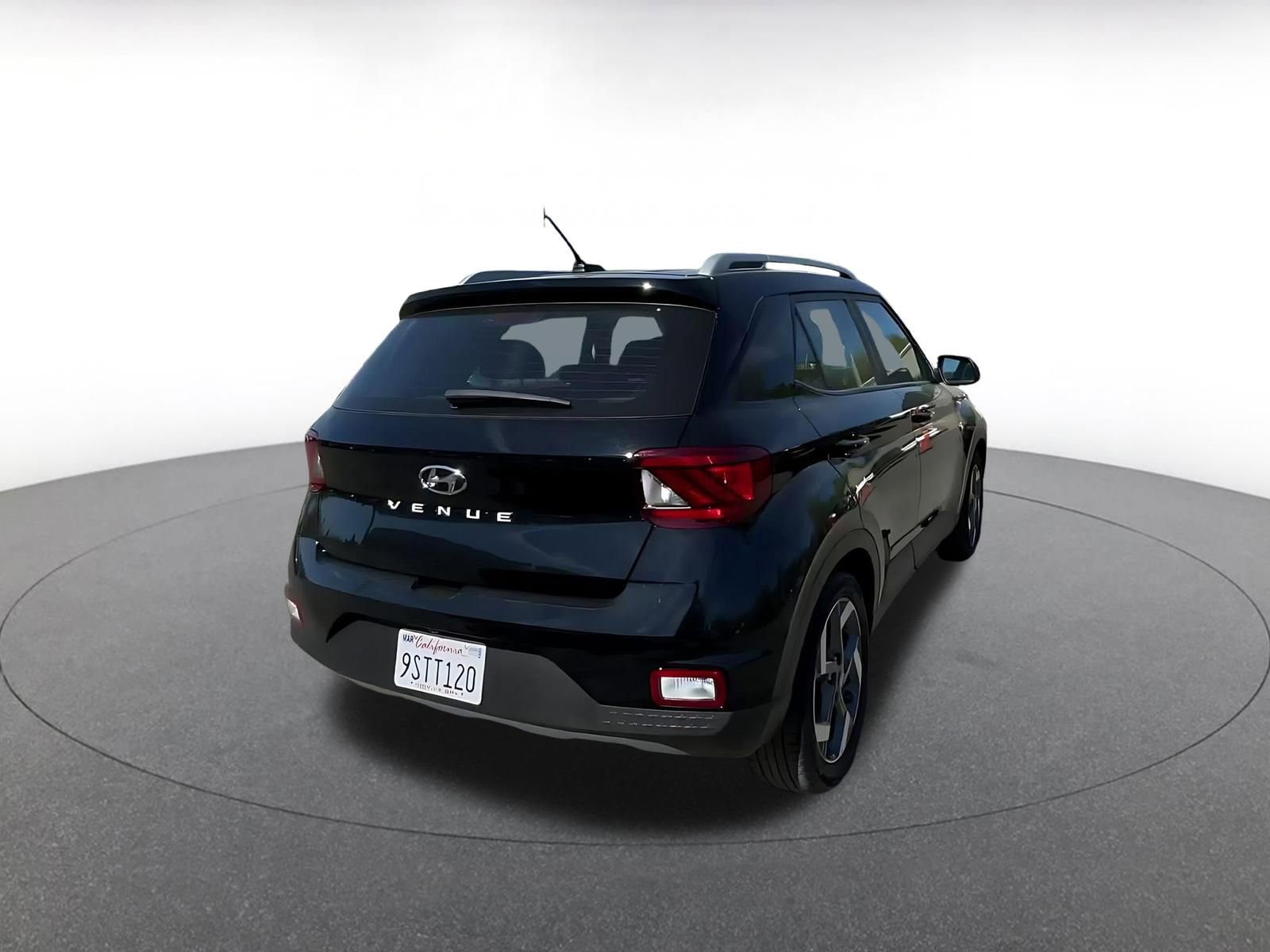 Thumbnail: 2025 Hyundai Venue - 14