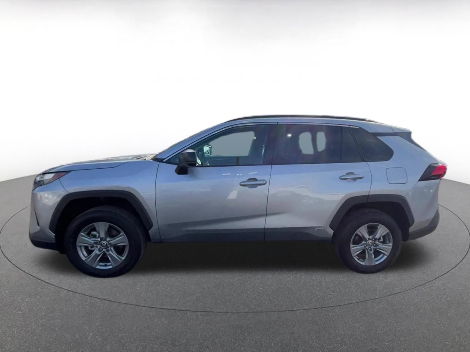 Thumbnail: 2025 Toyota RAV4 - 9