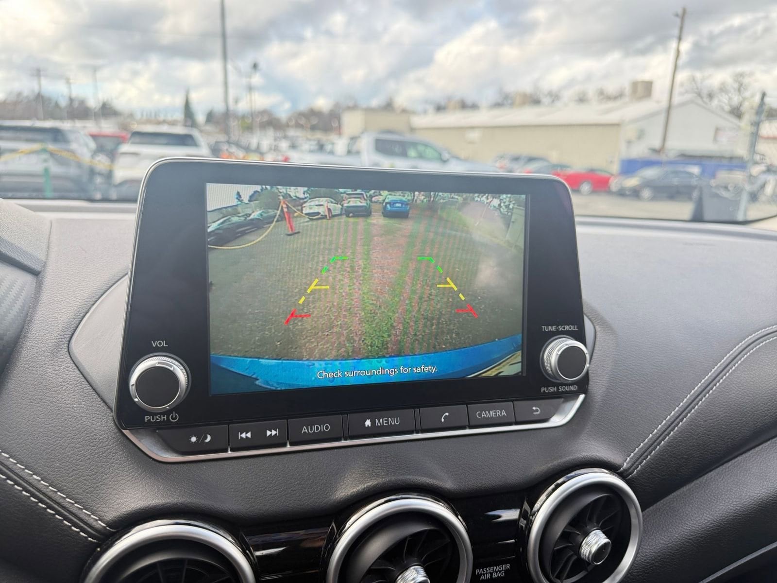 Thumbnail: 2025 Nissan Sentra - 17