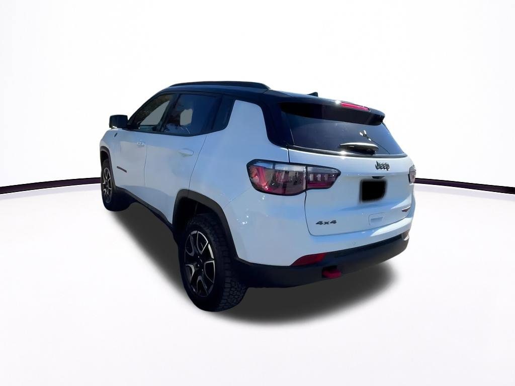 Thumbnail: 2025 Jeep Compass - 11