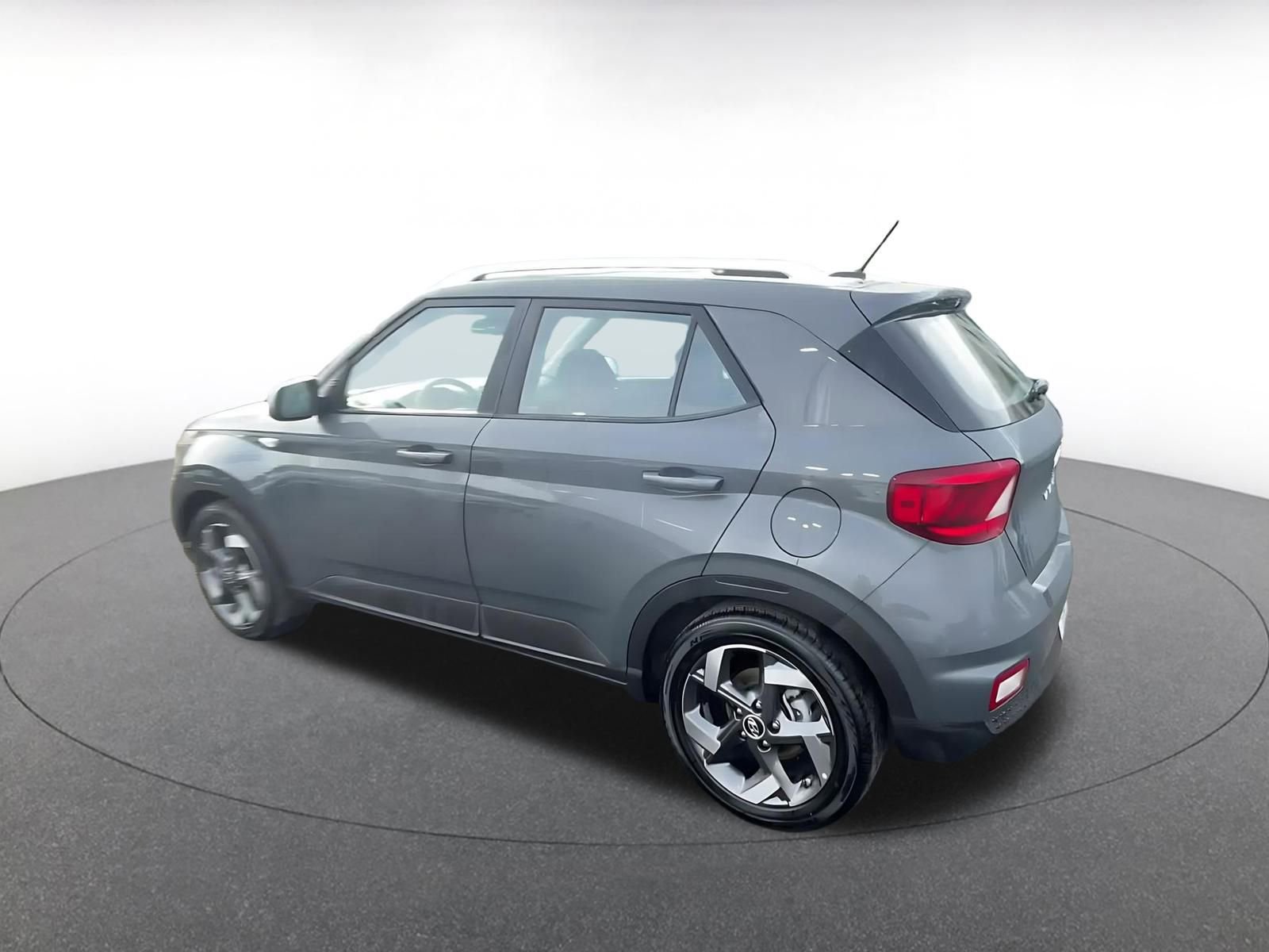 Thumbnail: 2025 Hyundai Venue - 10