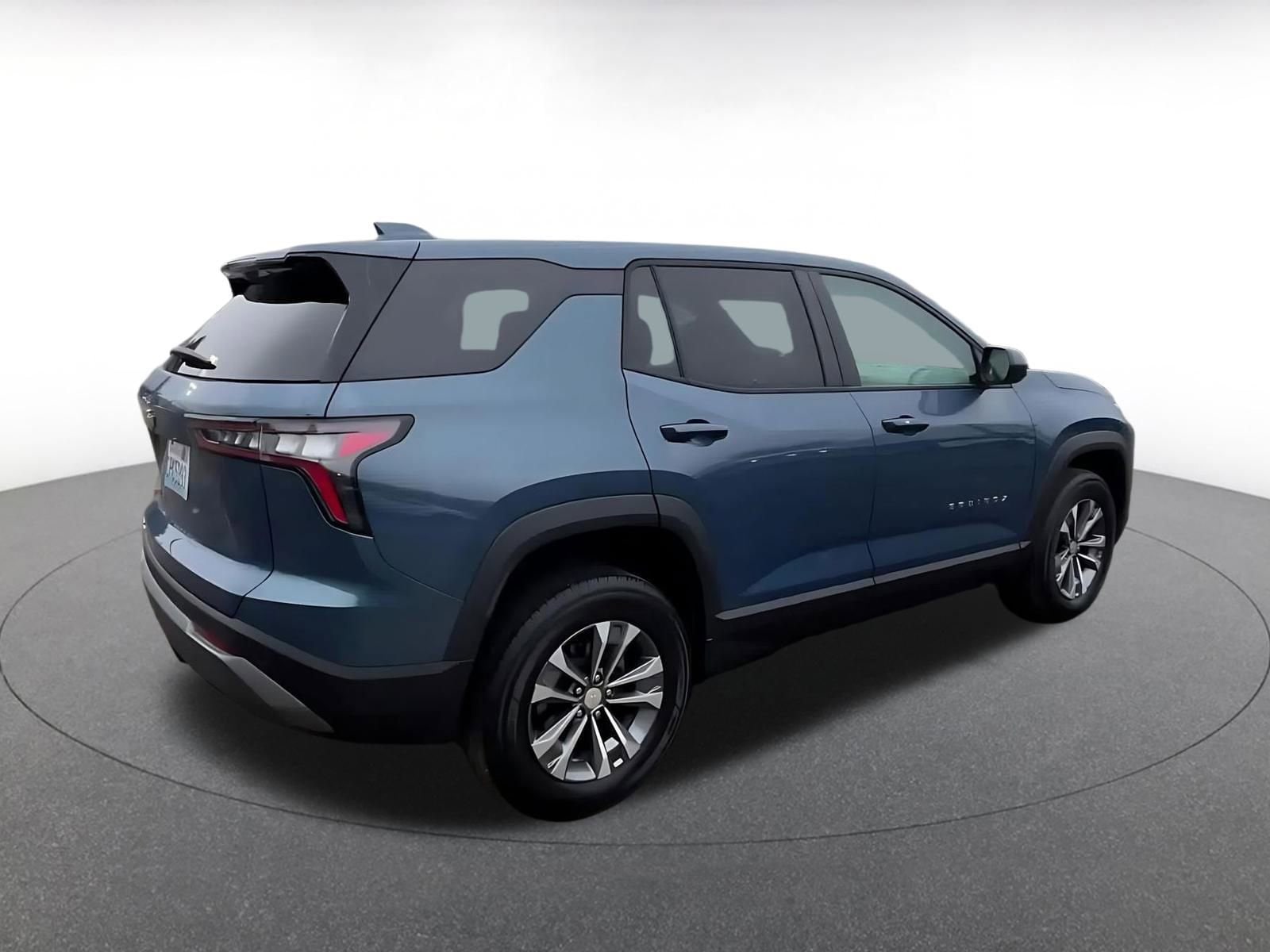 Thumbnail: 2025 Chevrolet Equinox - 15