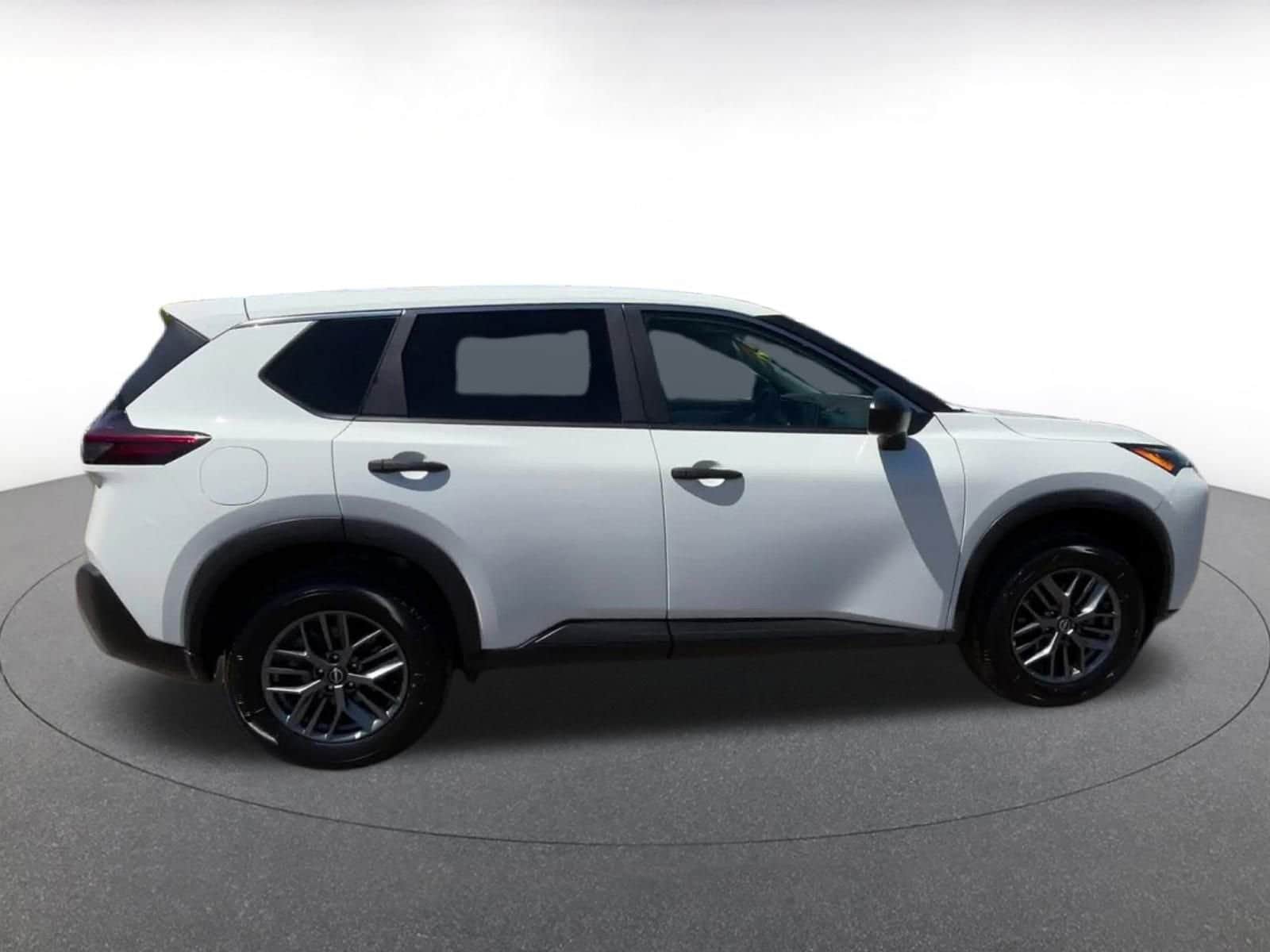 Thumbnail: 2023 Nissan Rogue - 16
