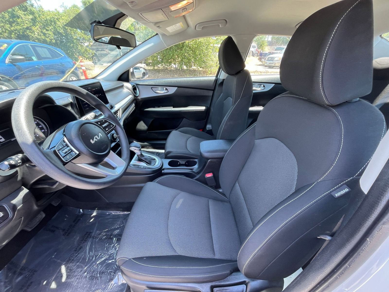 2024 Kia Forte LXS 25