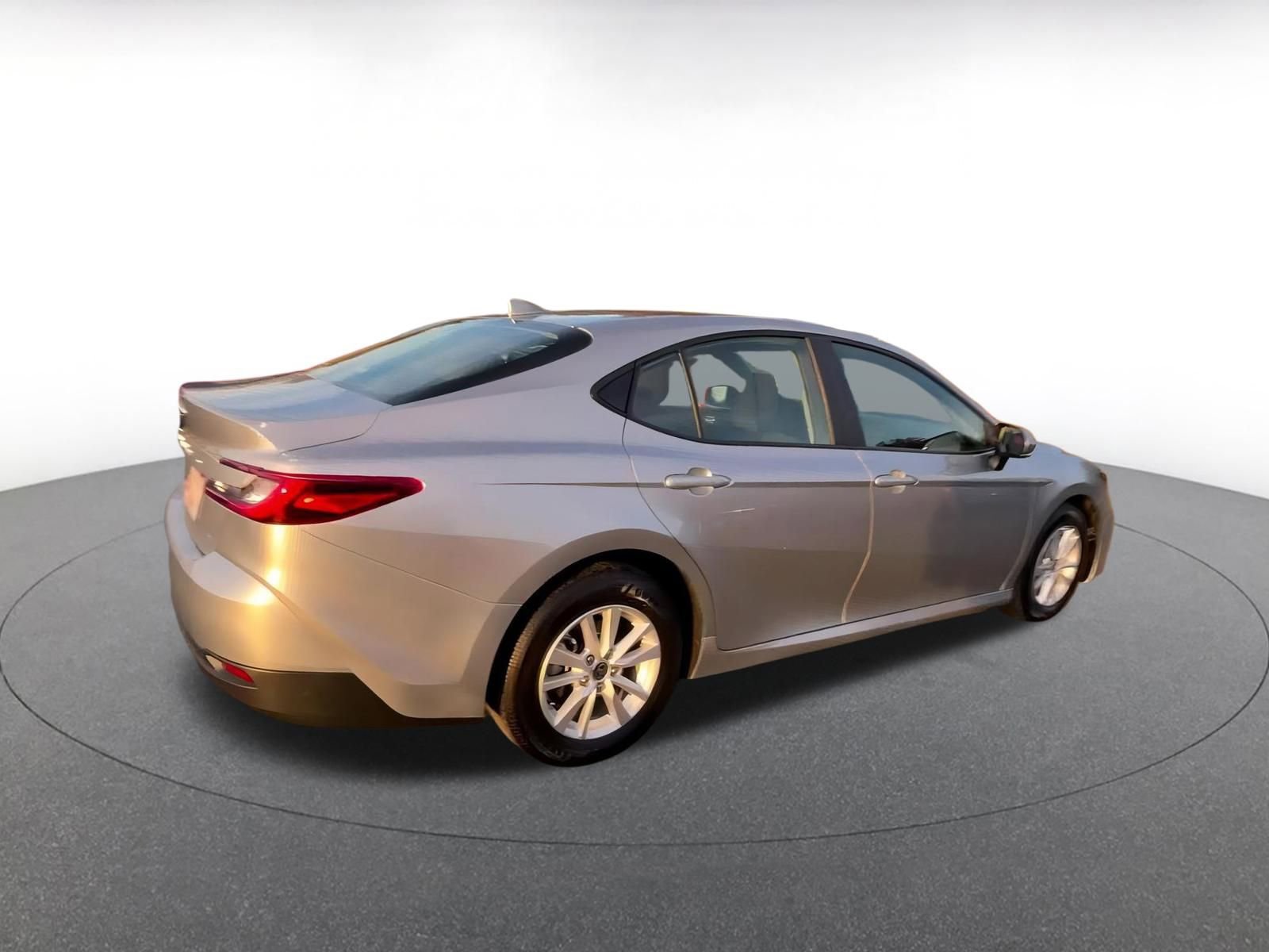 Thumbnail: 2025 Toyota Camry - 15