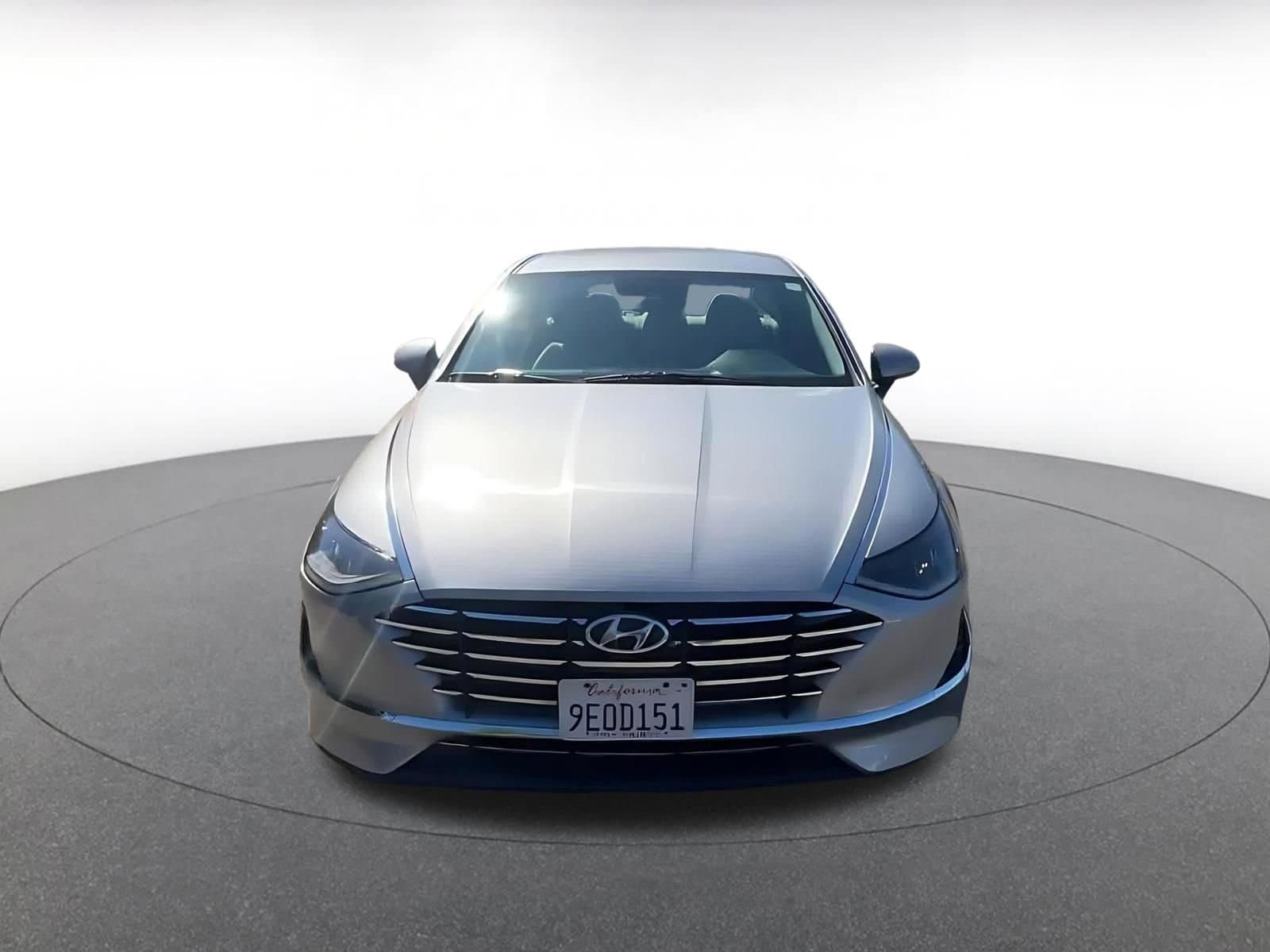 Thumbnail: 2023 Hyundai Sonata - 4