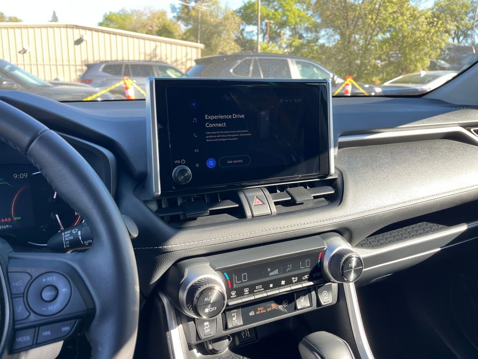 Thumbnail: 2025 Toyota RAV4 - 17