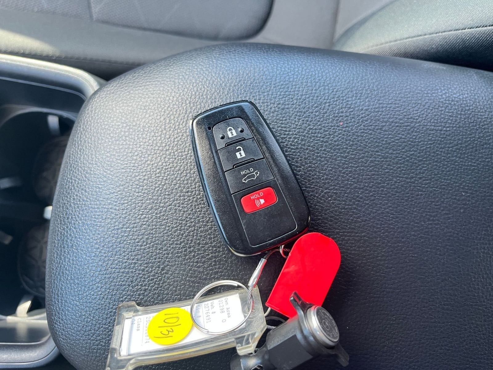 Thumbnail: 2025 Toyota RAV4 - 22