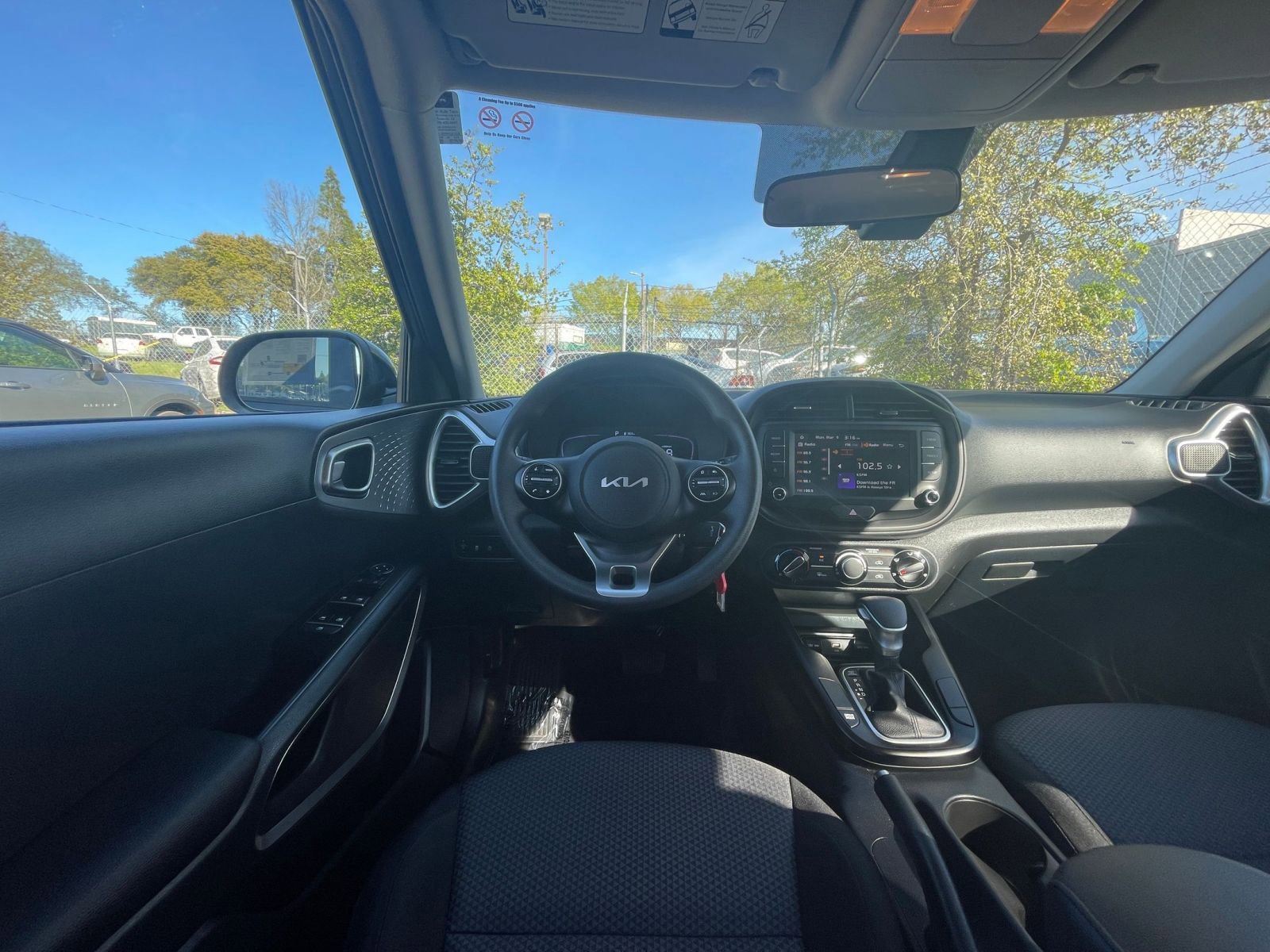 Thumbnail: 2025 Kia Soul - 32