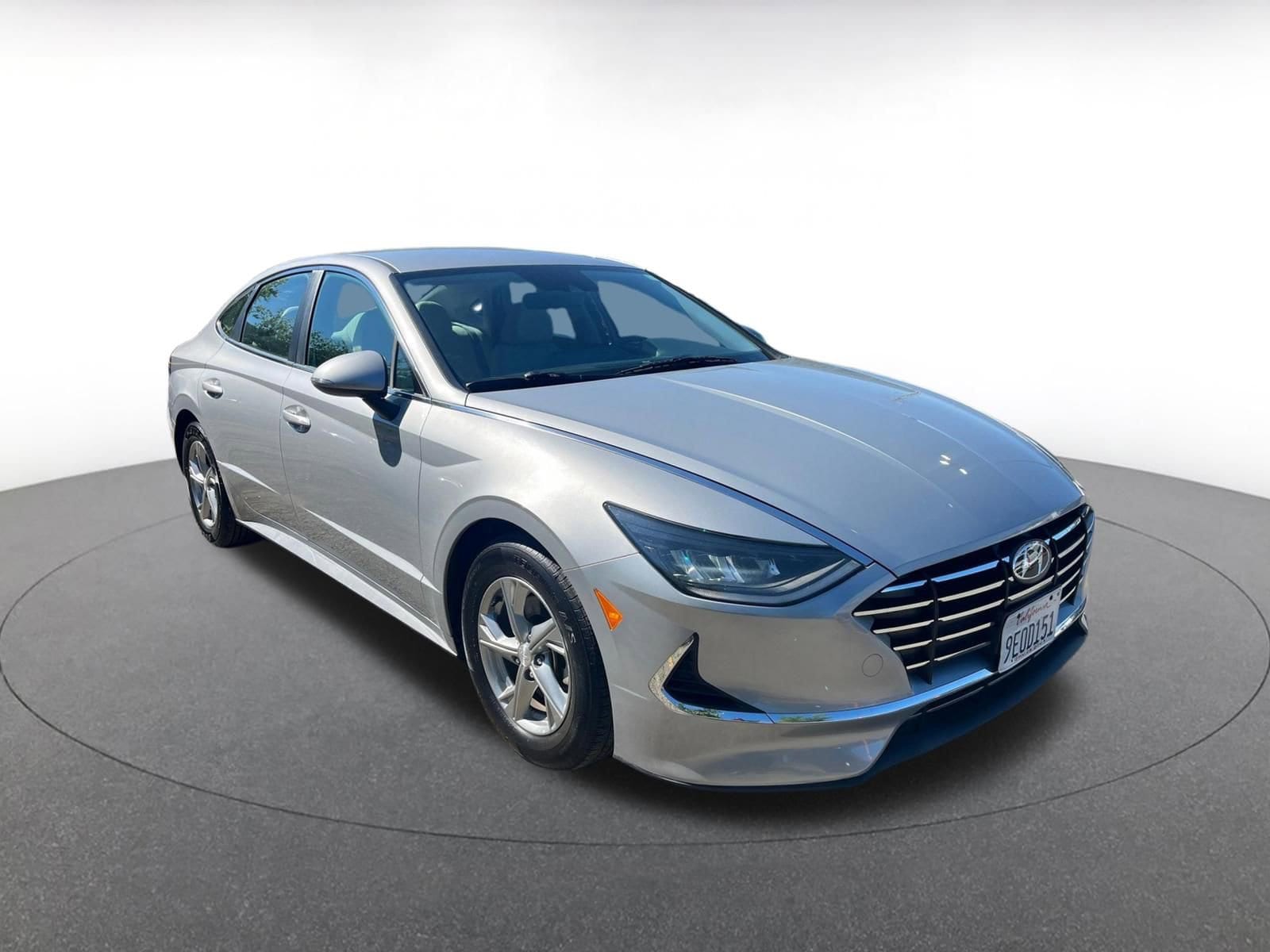 Thumbnail: 2023 Hyundai Sonata - 1