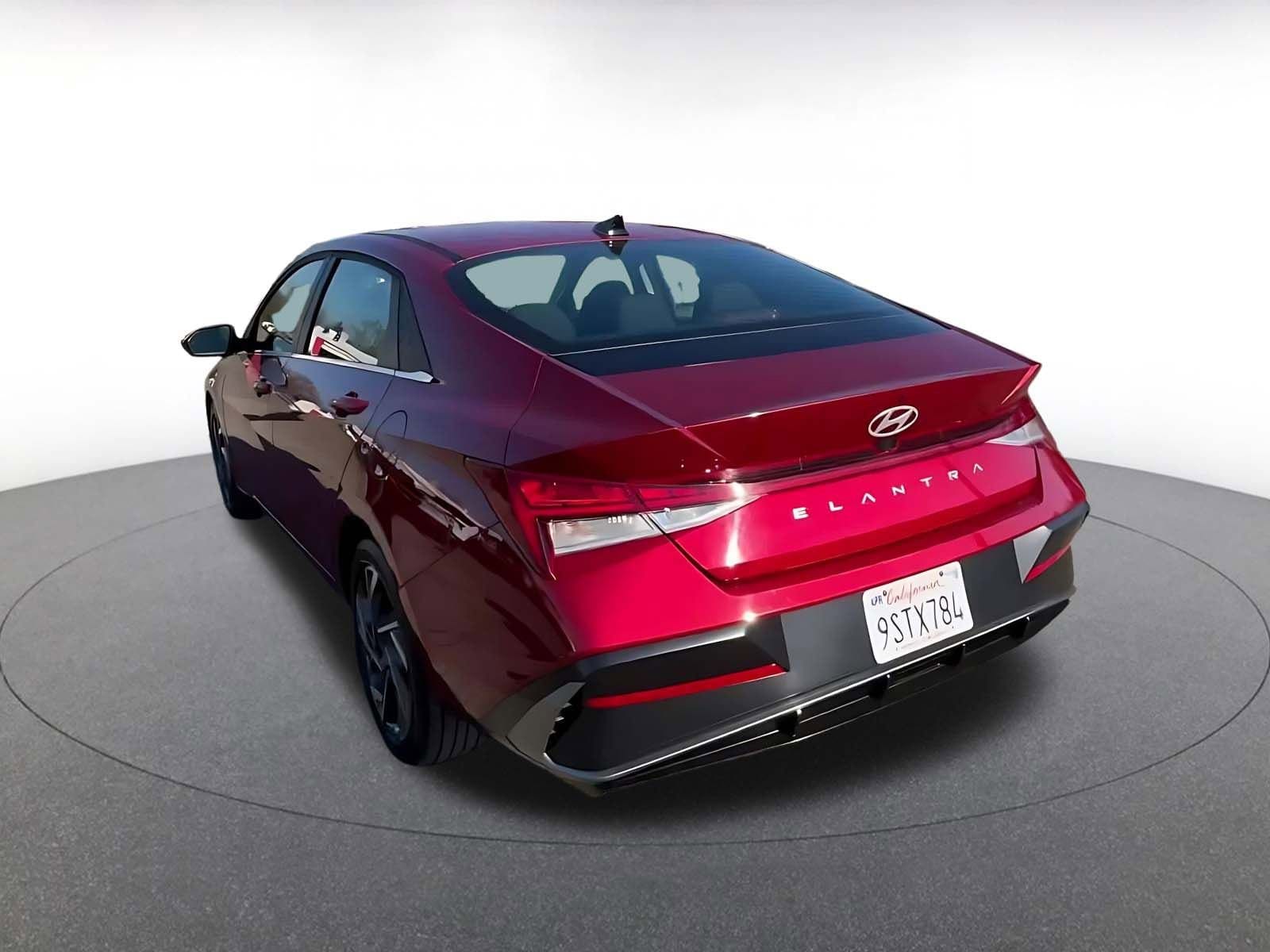 Thumbnail: 2025 Hyundai Elantra - 11