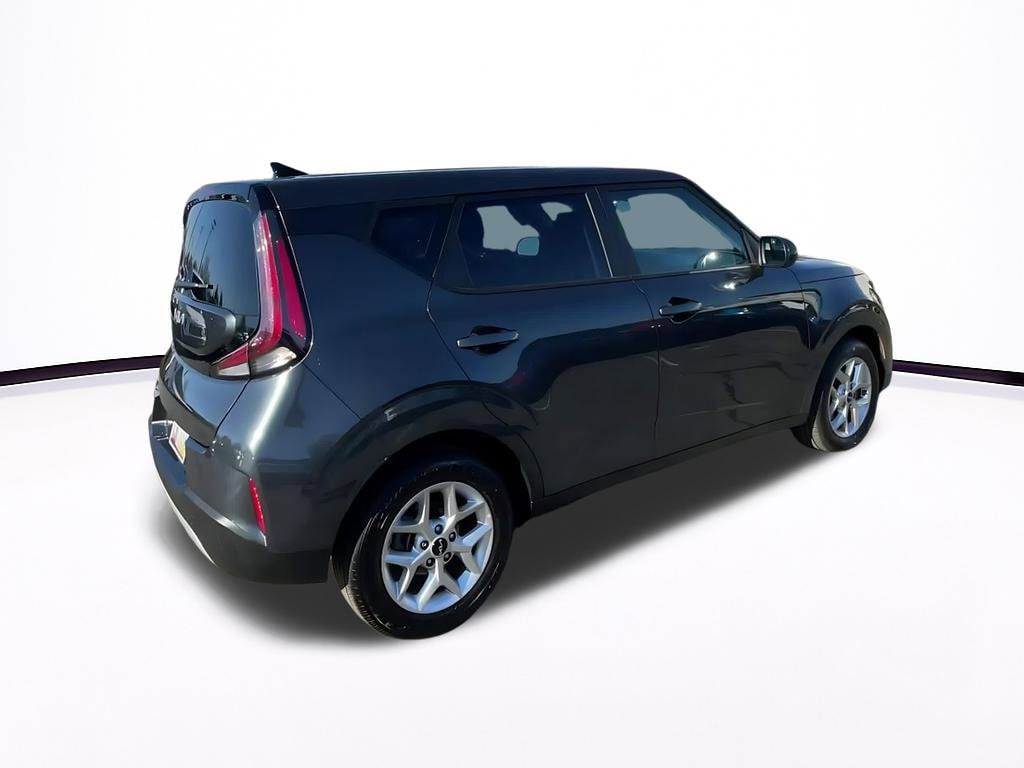 Thumbnail: 2025 Kia Soul - 15