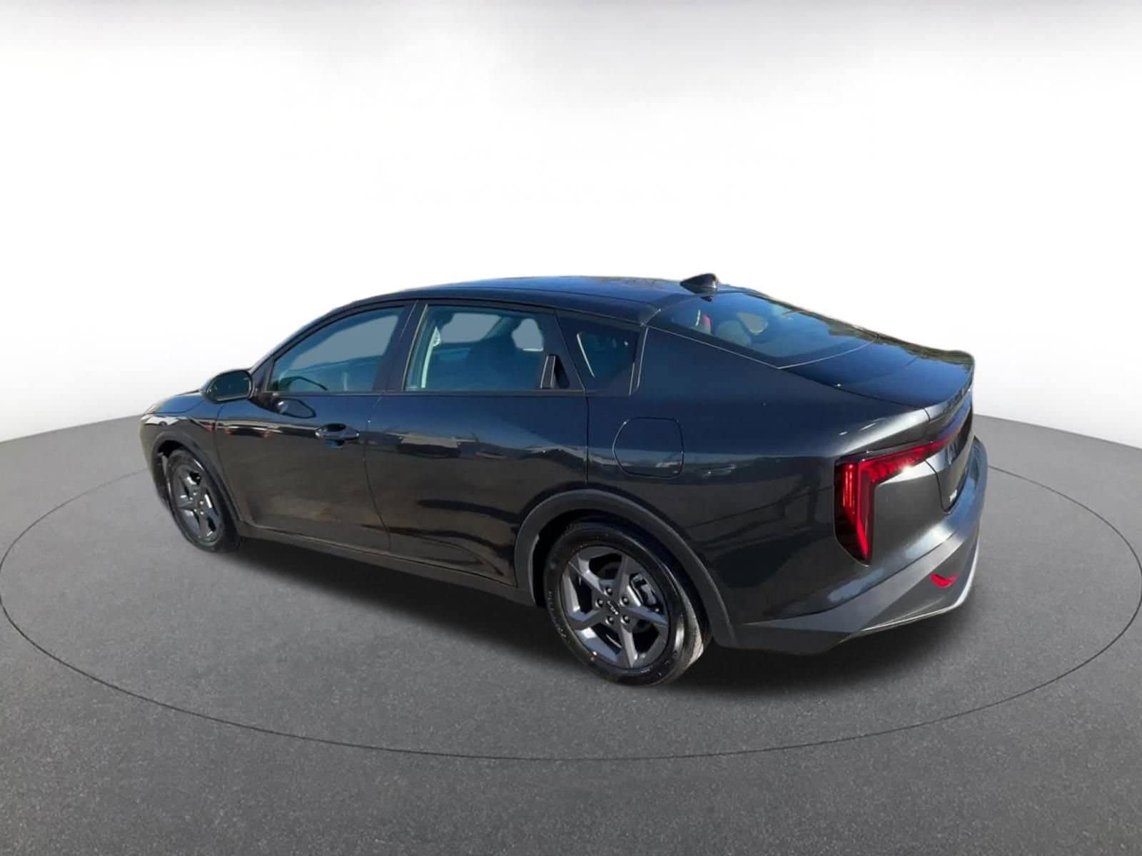 Thumbnail: 2025 Kia K4 - 10