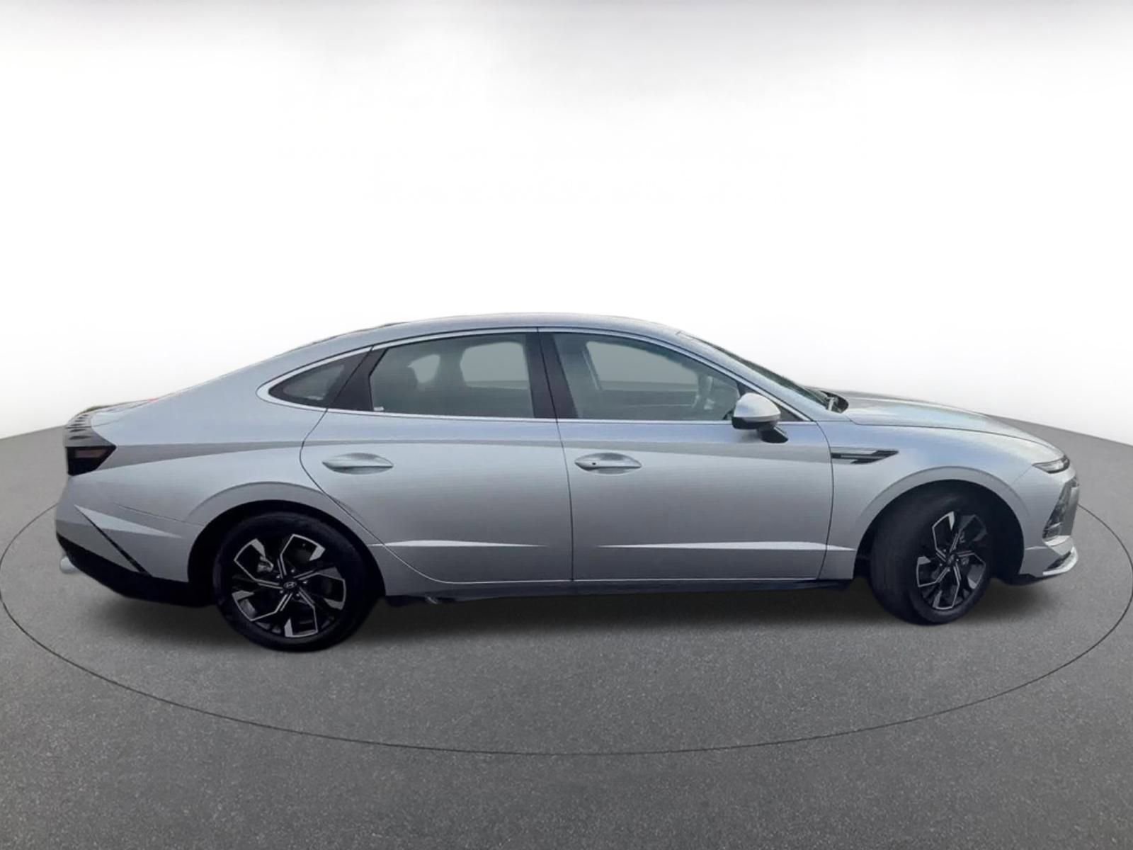 Thumbnail: 2025 Hyundai Sonata - 15