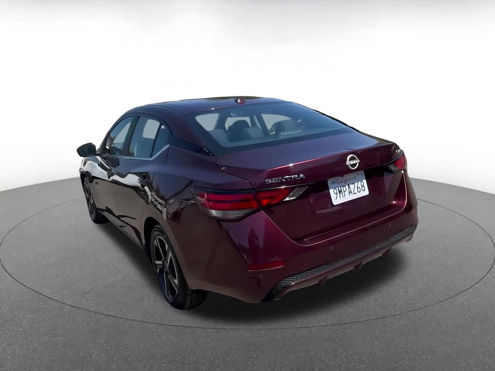 Thumbnail: 2024 Nissan Sentra - 11