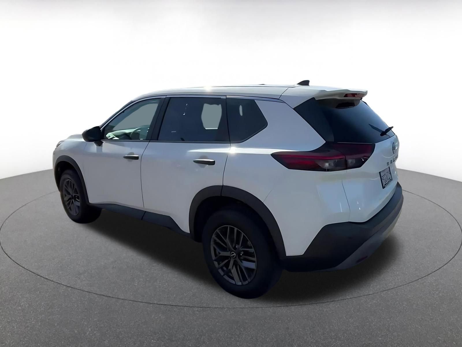 Thumbnail: 2023 Nissan Rogue - 10