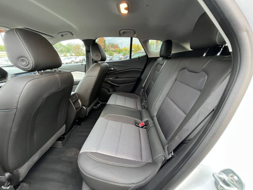 Thumbnail: 2025 Chevrolet Trax - 28