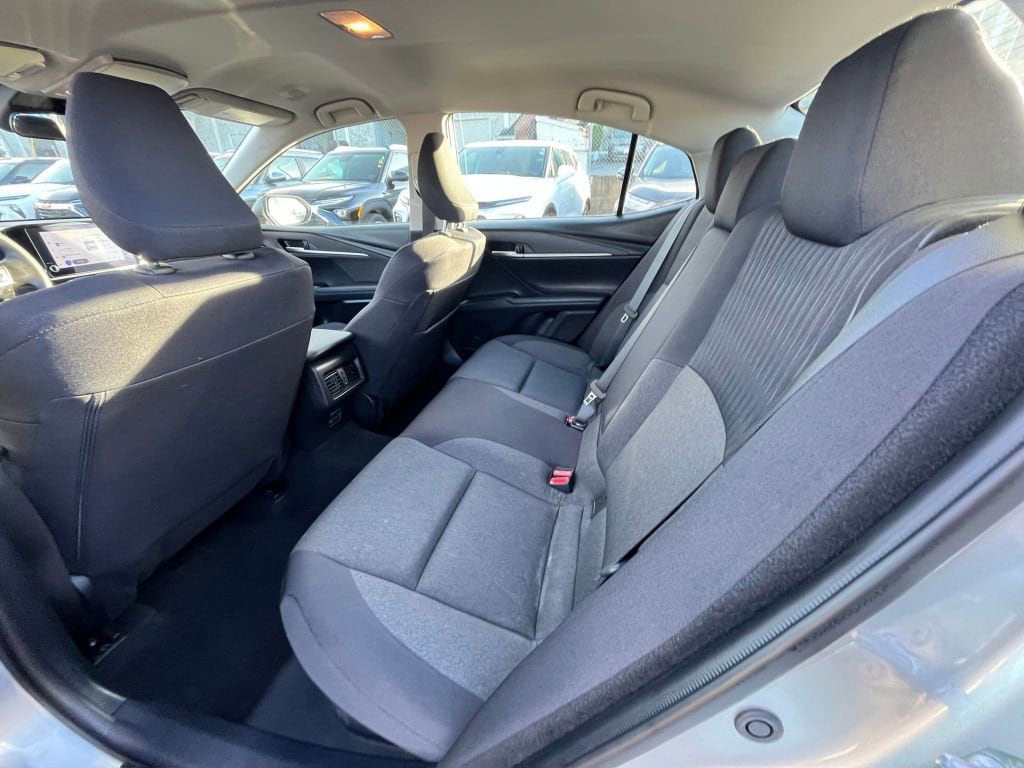 Thumbnail: 2025 Toyota Camry - 28