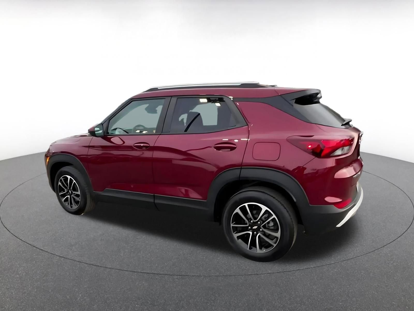 Thumbnail: 2025 Chevrolet TrailBlazer - 10