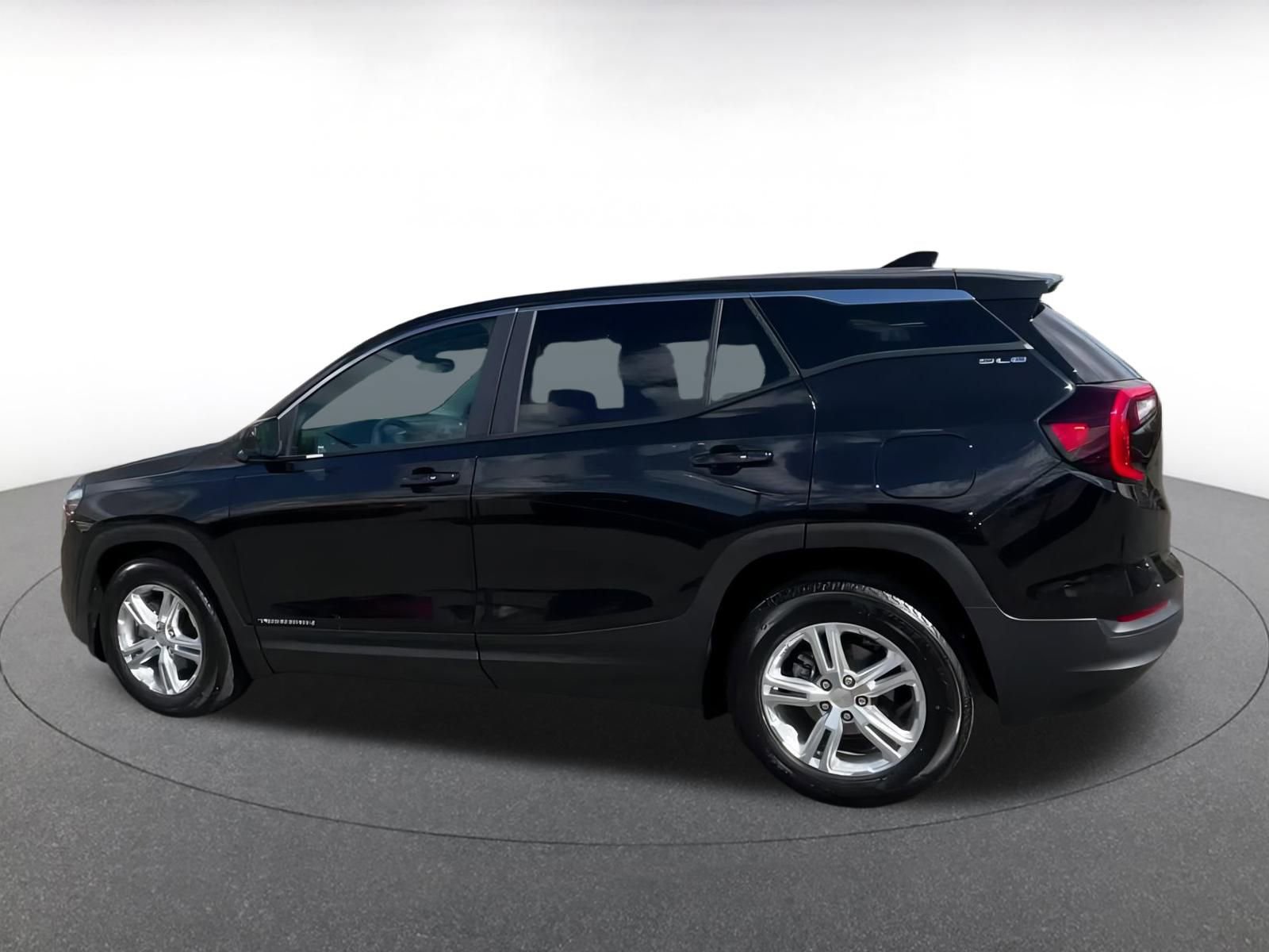 Thumbnail: 2024 GMC Terrain - 10