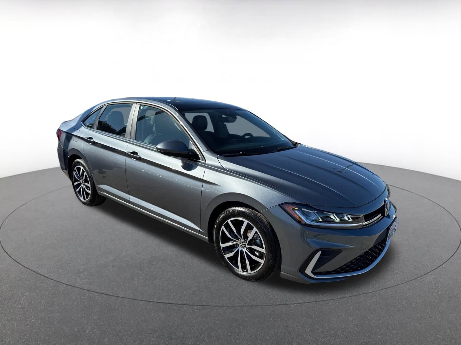 Thumbnail: 2025 Volkswagen Jetta - 1