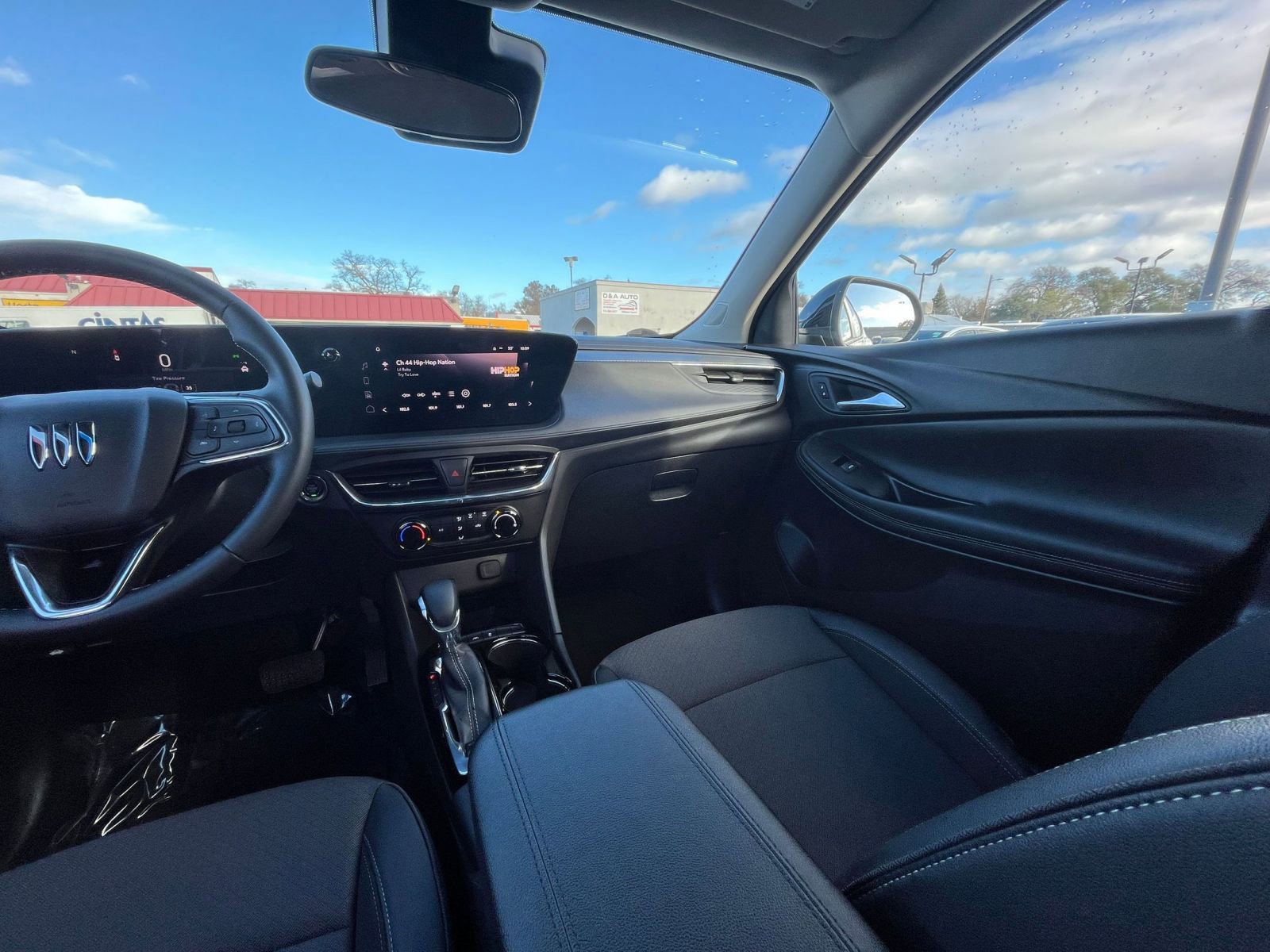 Thumbnail: 2025 Buick Encore GX - 33