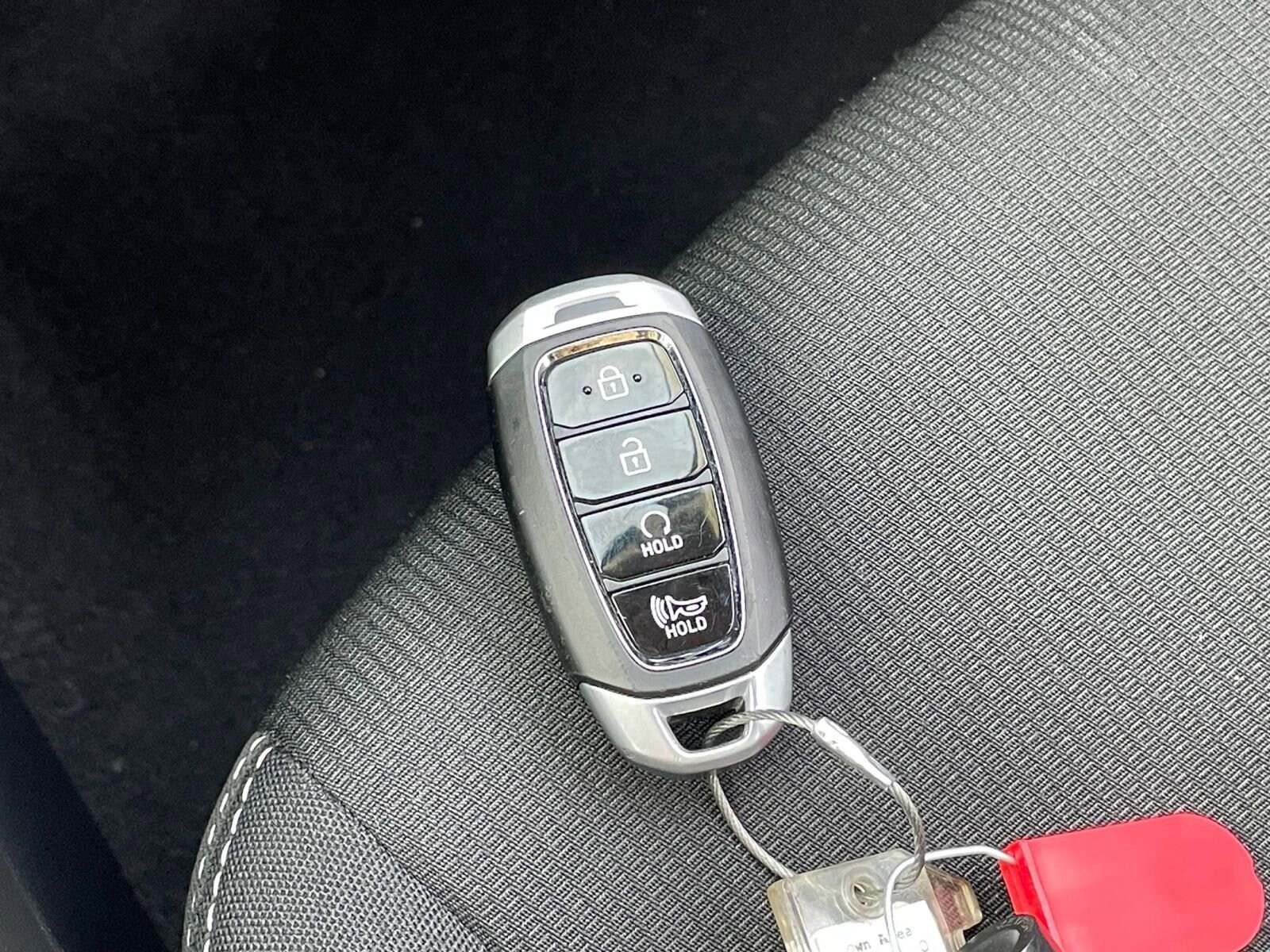 Thumbnail: 2025 Hyundai Venue - 23