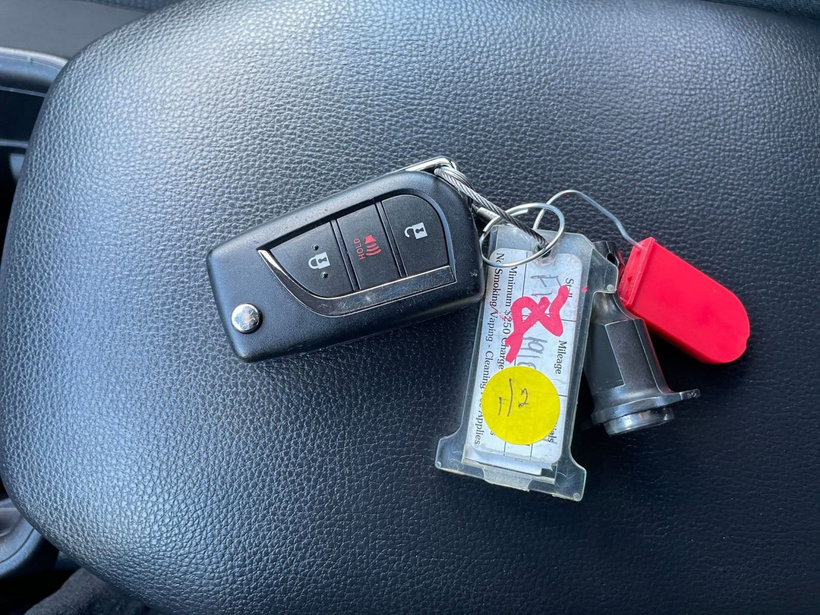 Thumbnail: 2025 Toyota RAV4 - 22