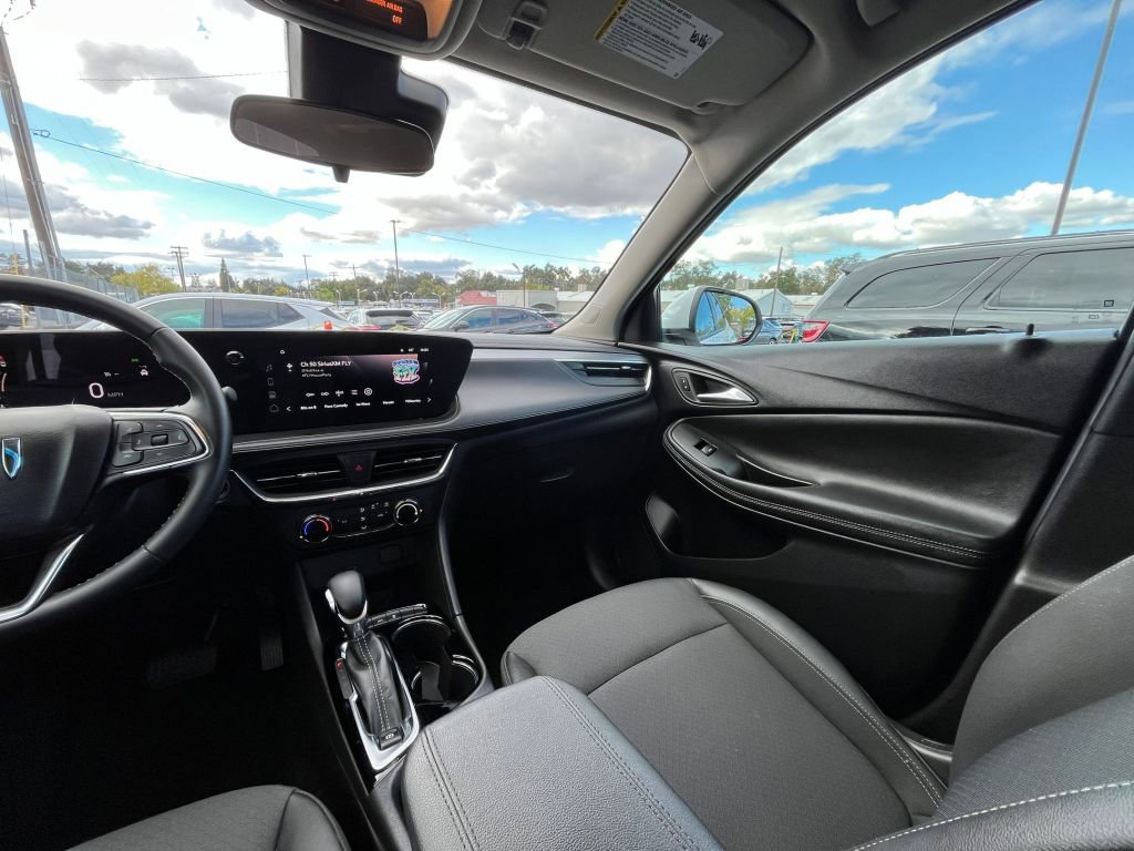 Thumbnail: 2025 Buick Encore GX - 35