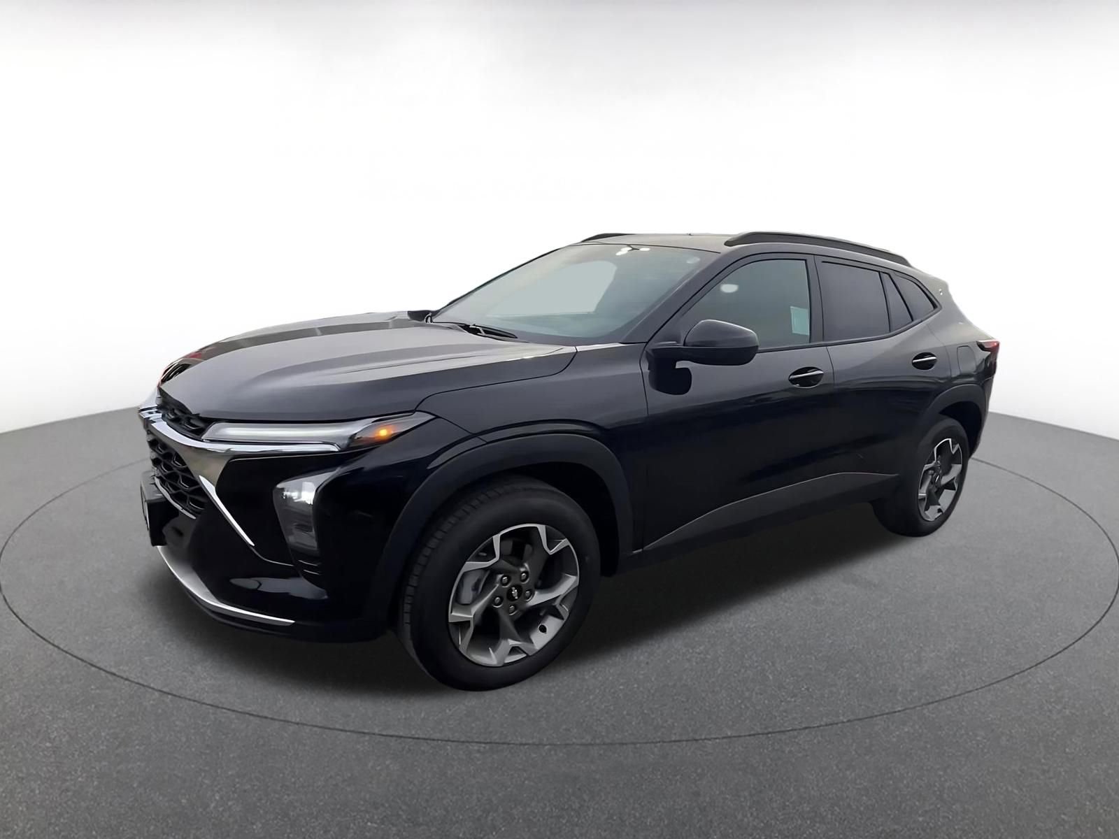 Thumbnail: 2025 Chevrolet Trax - 8