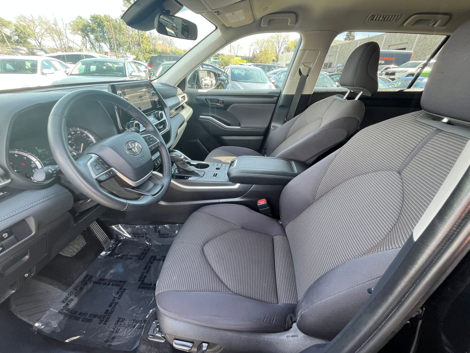 Thumbnail: 2025 Toyota Highlander - 29