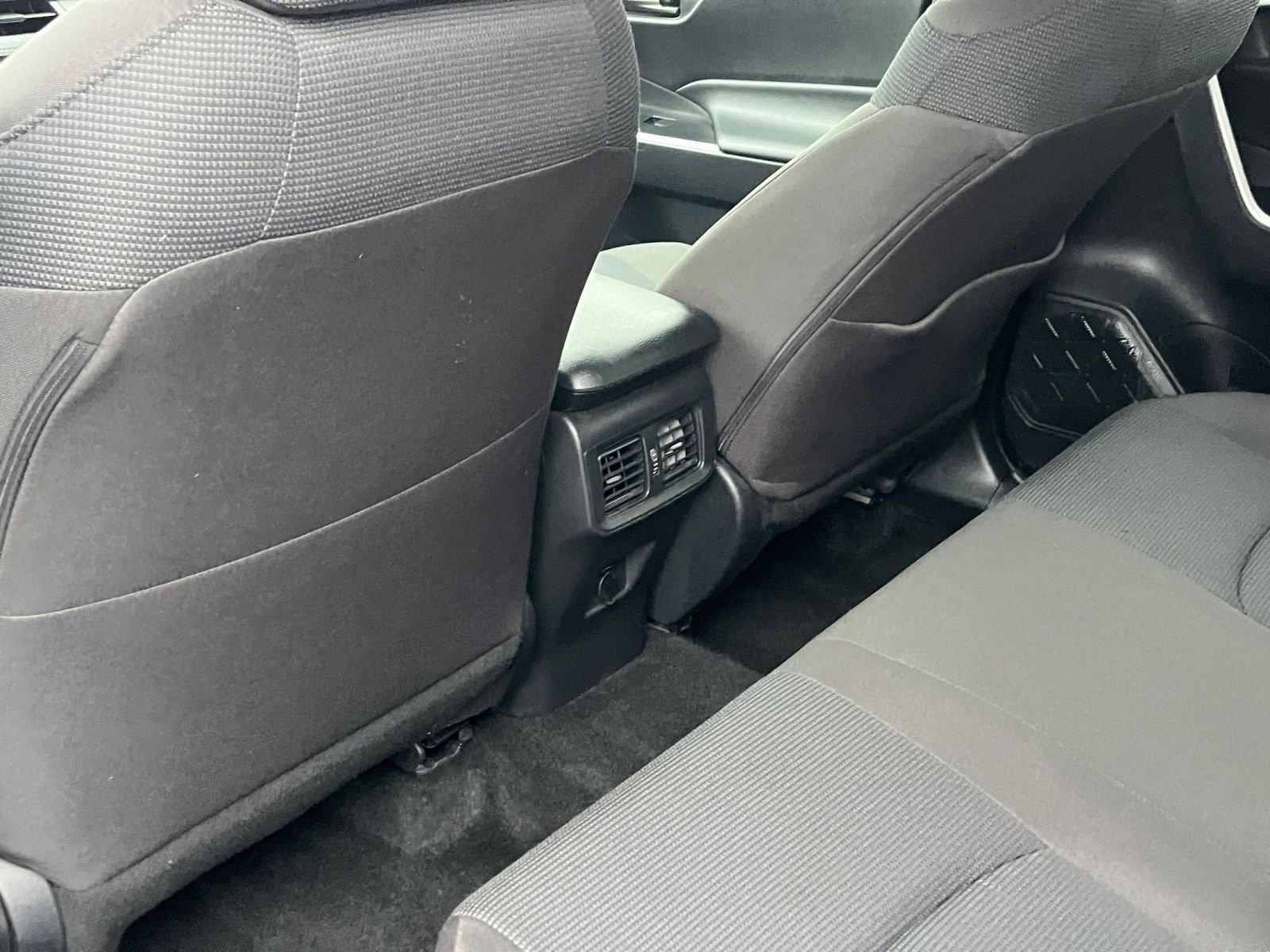 Thumbnail: 2025 Toyota RAV4 - 23