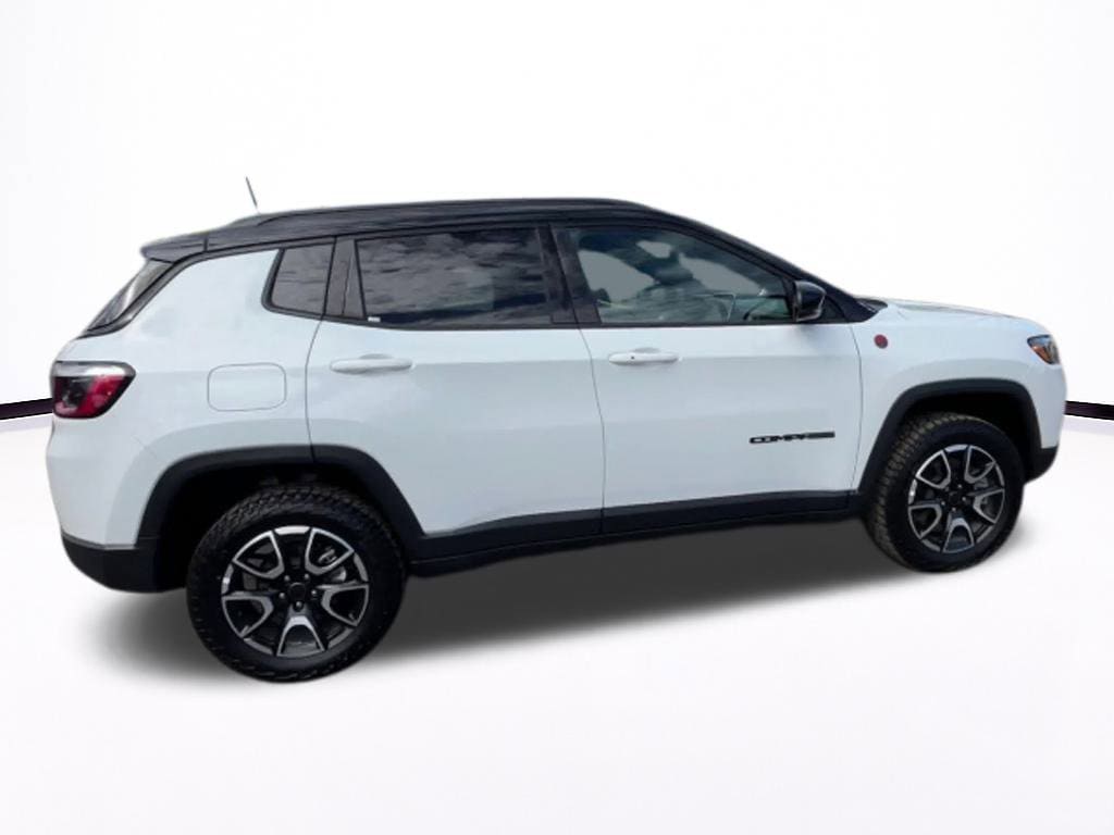 Thumbnail: 2025 Jeep Compass - 16