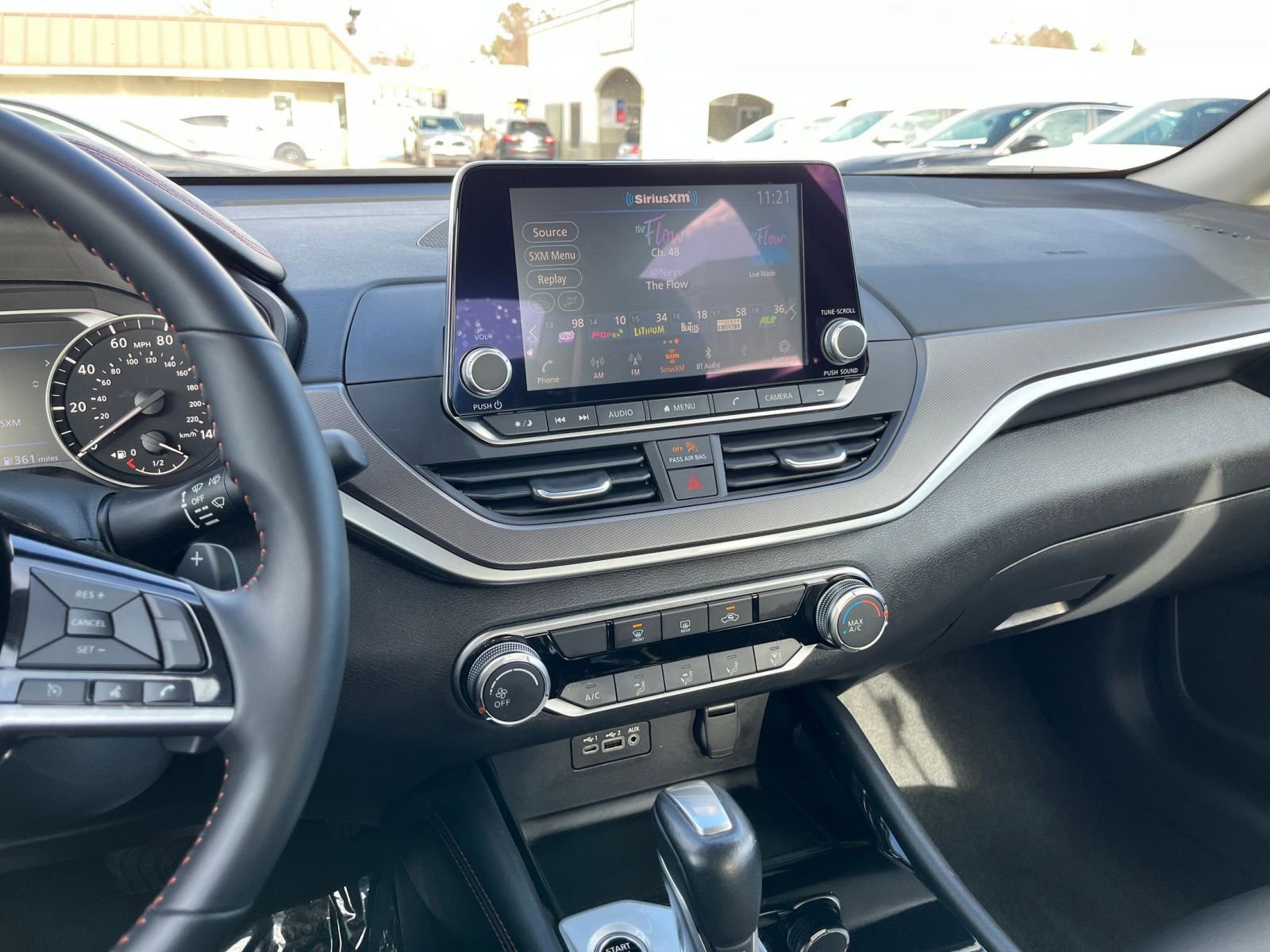 Thumbnail: 2025 Nissan Altima - 18