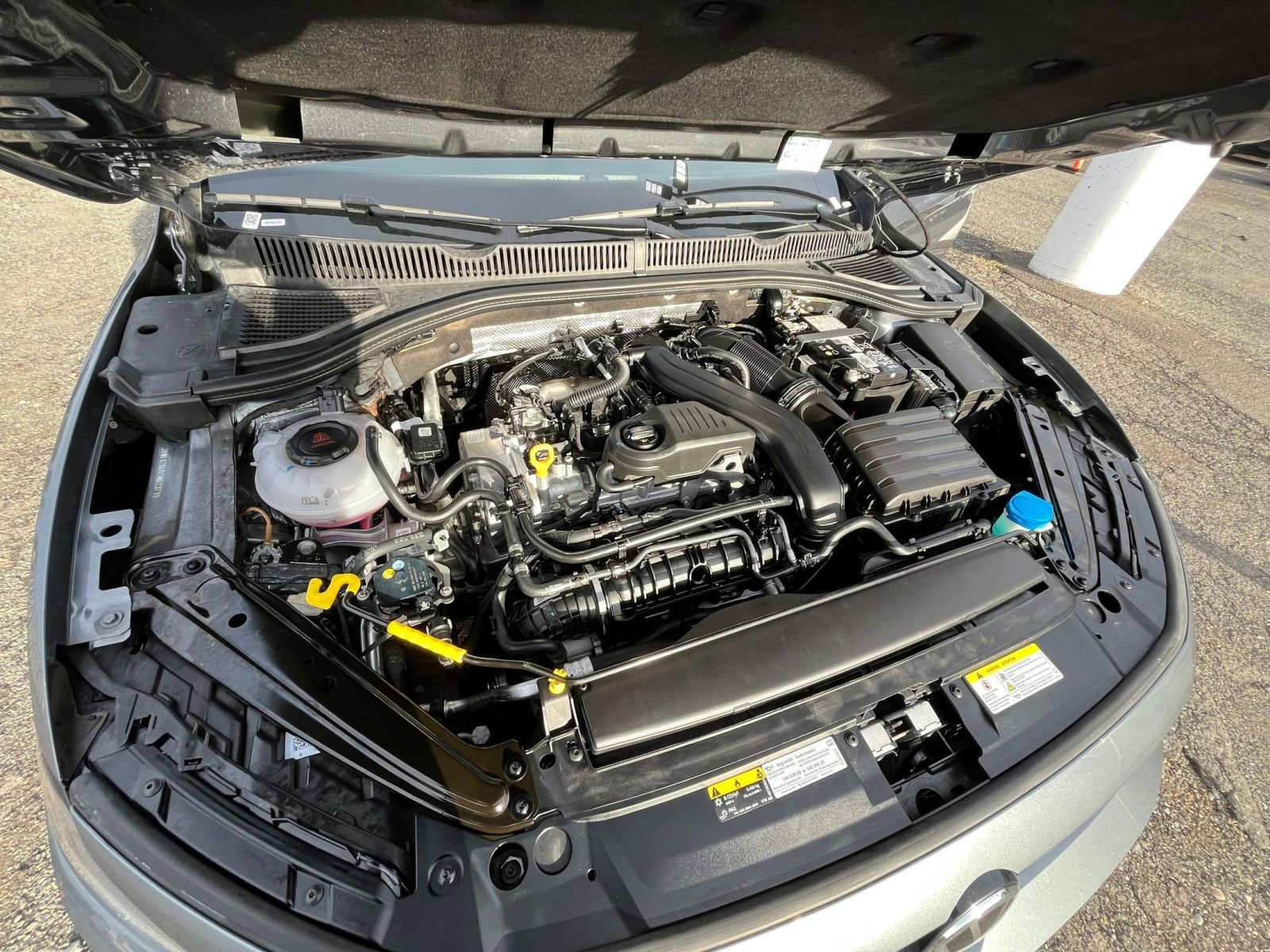 Thumbnail: 2025 Volkswagen Jetta - 31