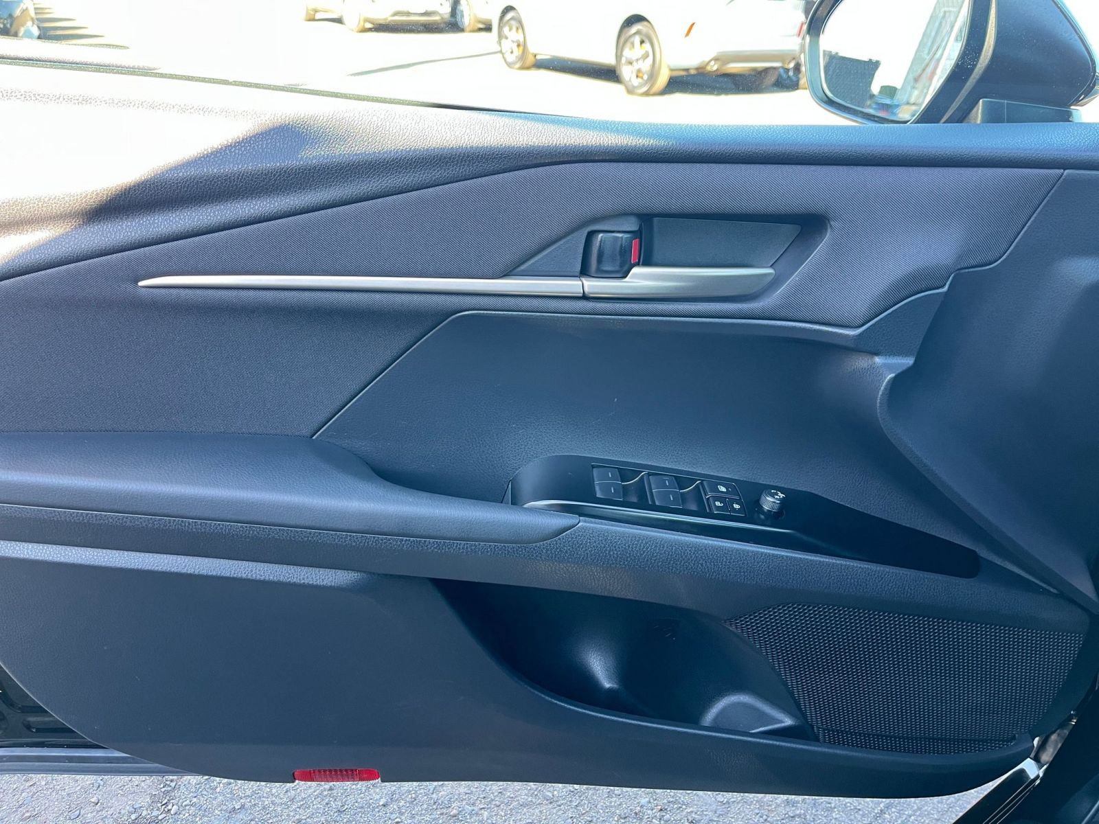 Thumbnail: 2025 Toyota Camry - 20