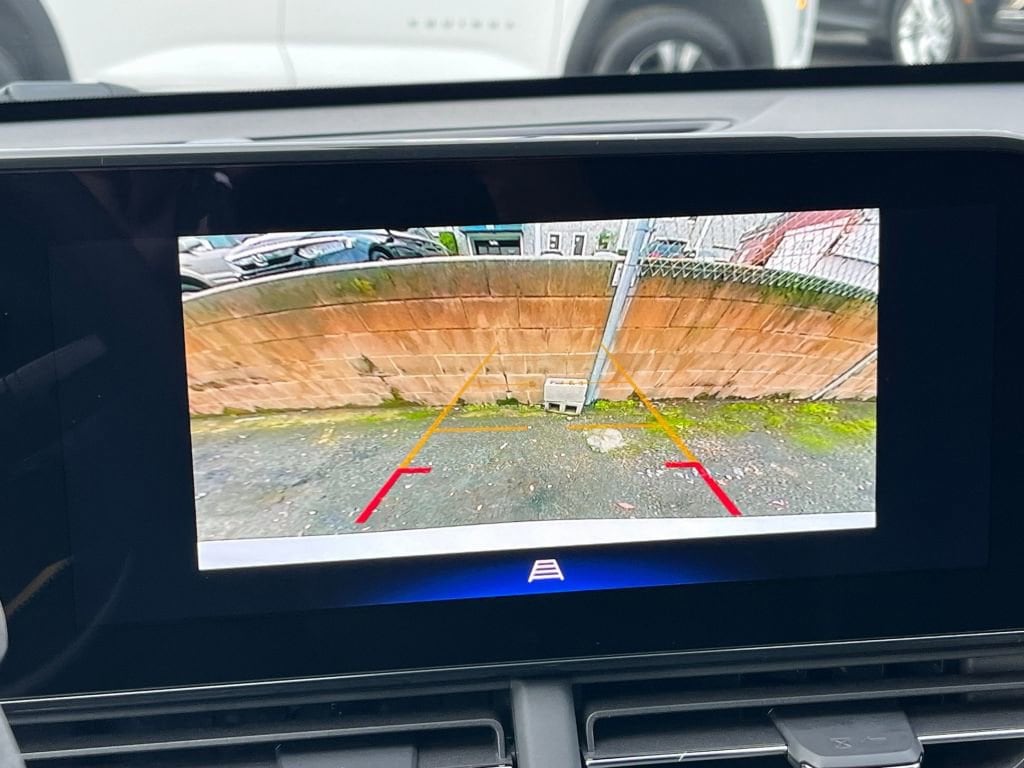 Thumbnail: 2025 Chevrolet Trax - 25